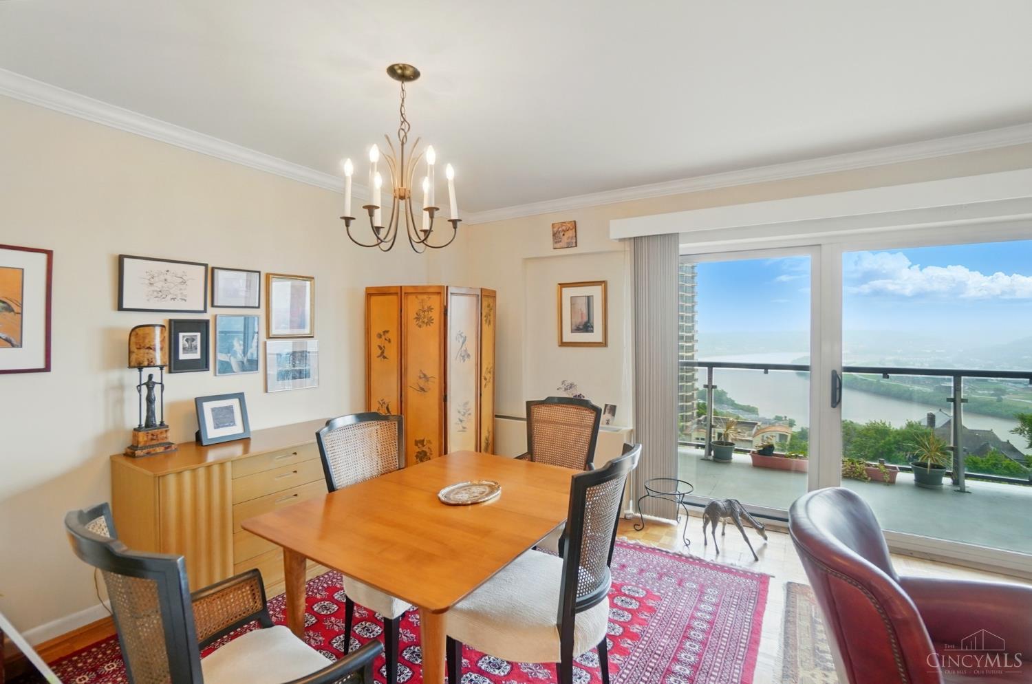 2200 Victory Parkway Unit: 1601