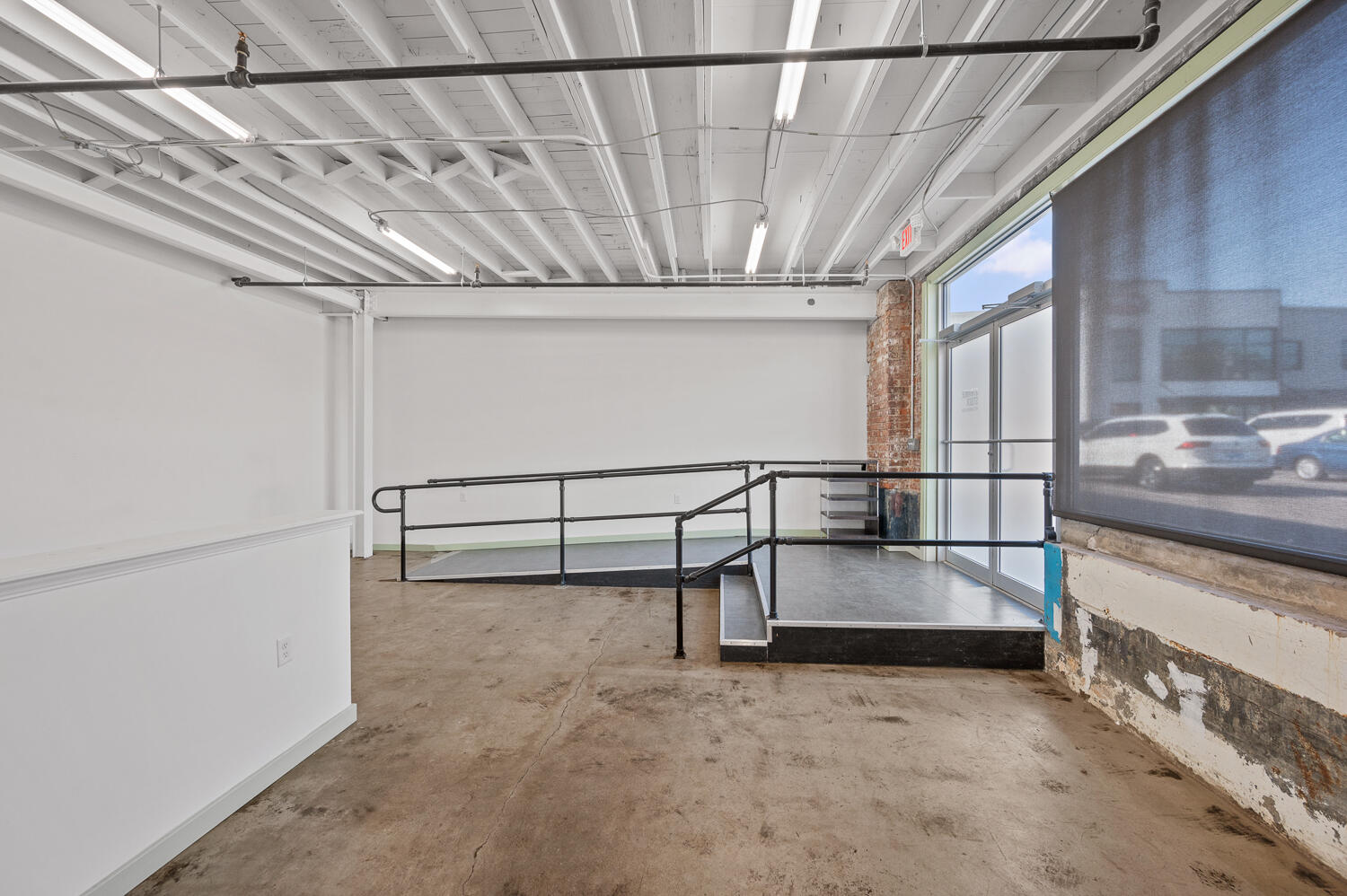 315 E 15th Street, B