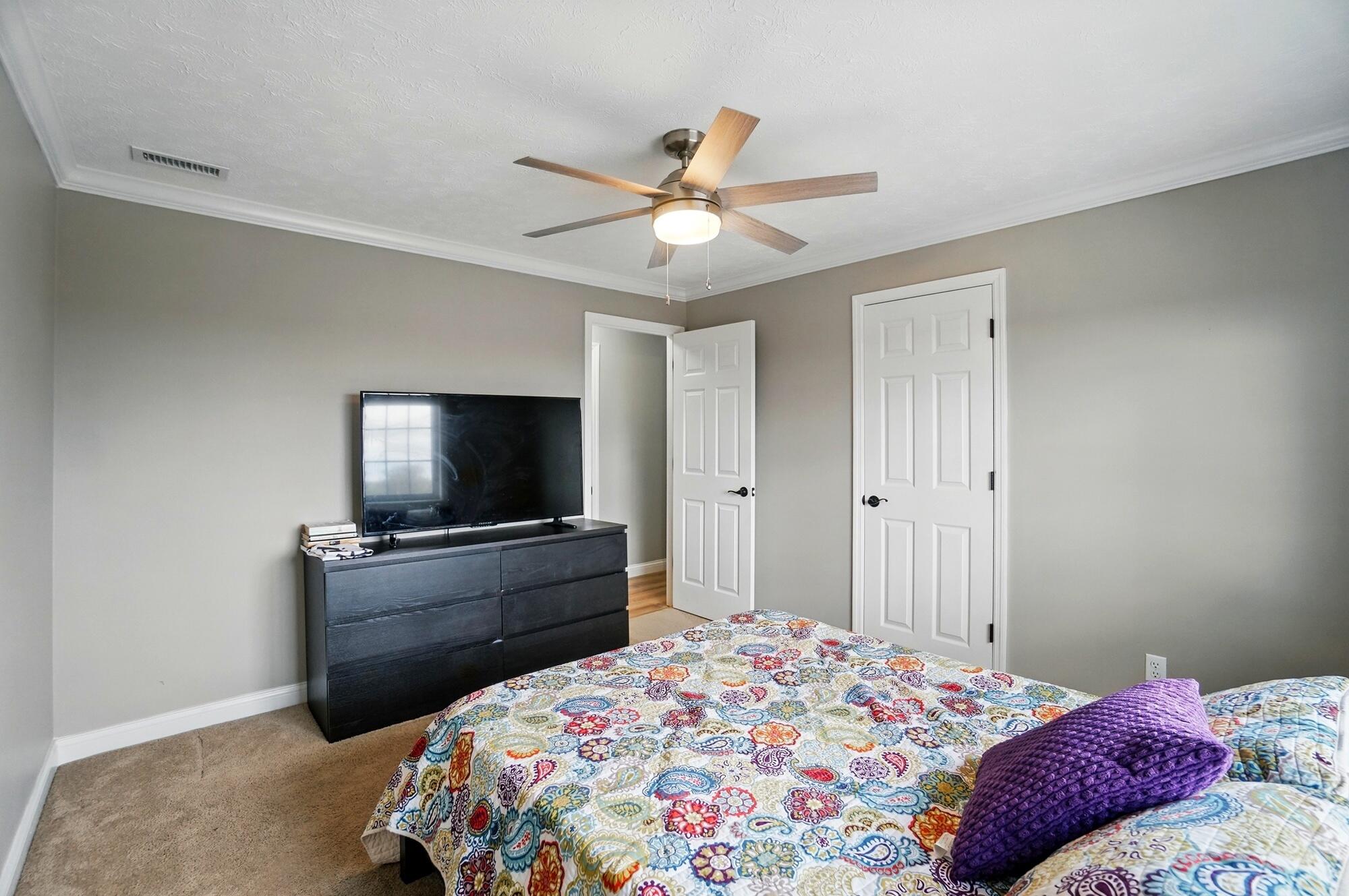 3 Highland Meadows Drive, 10