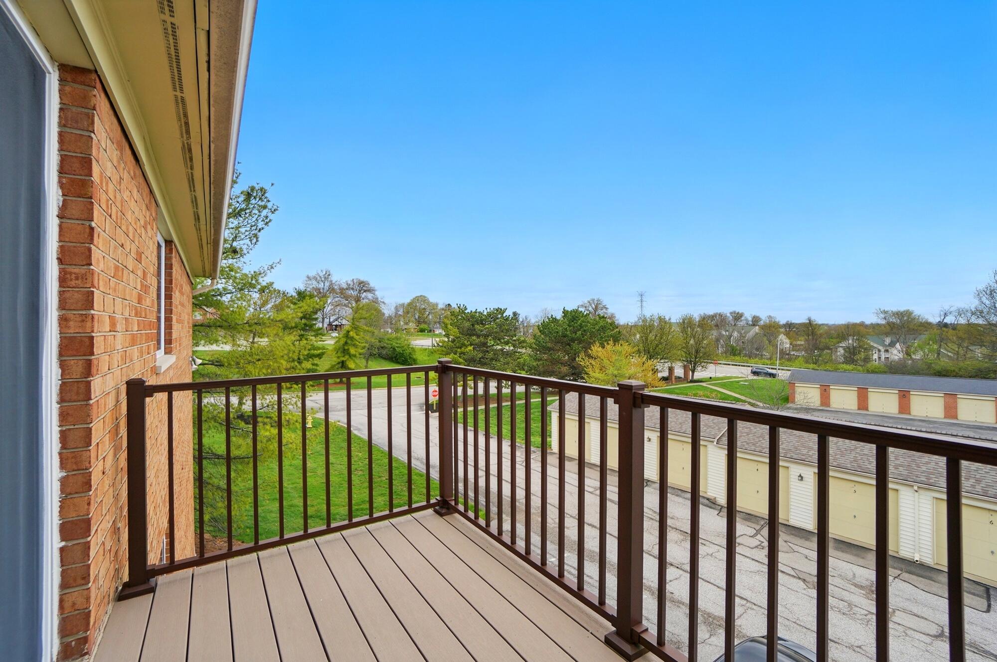 3 Highland Meadows Drive, 10