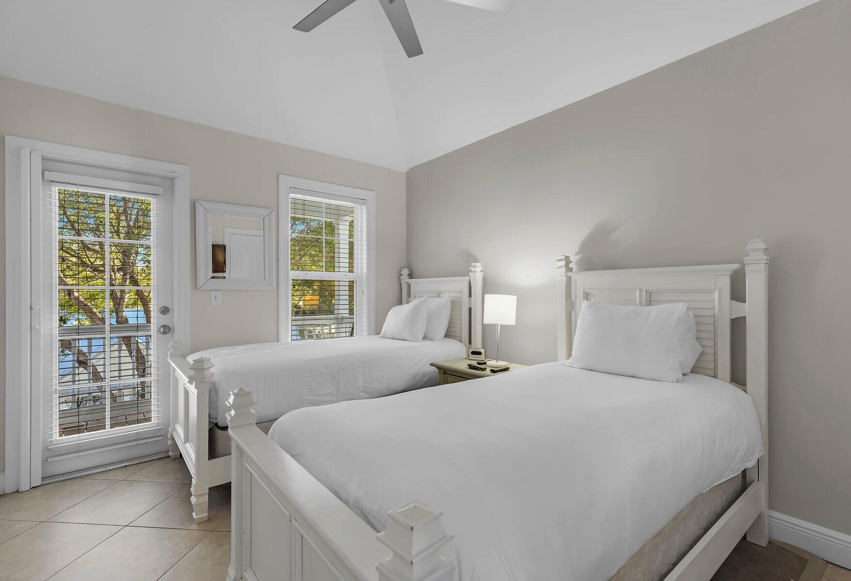11600 1St Avenue Gulf Unit: 25