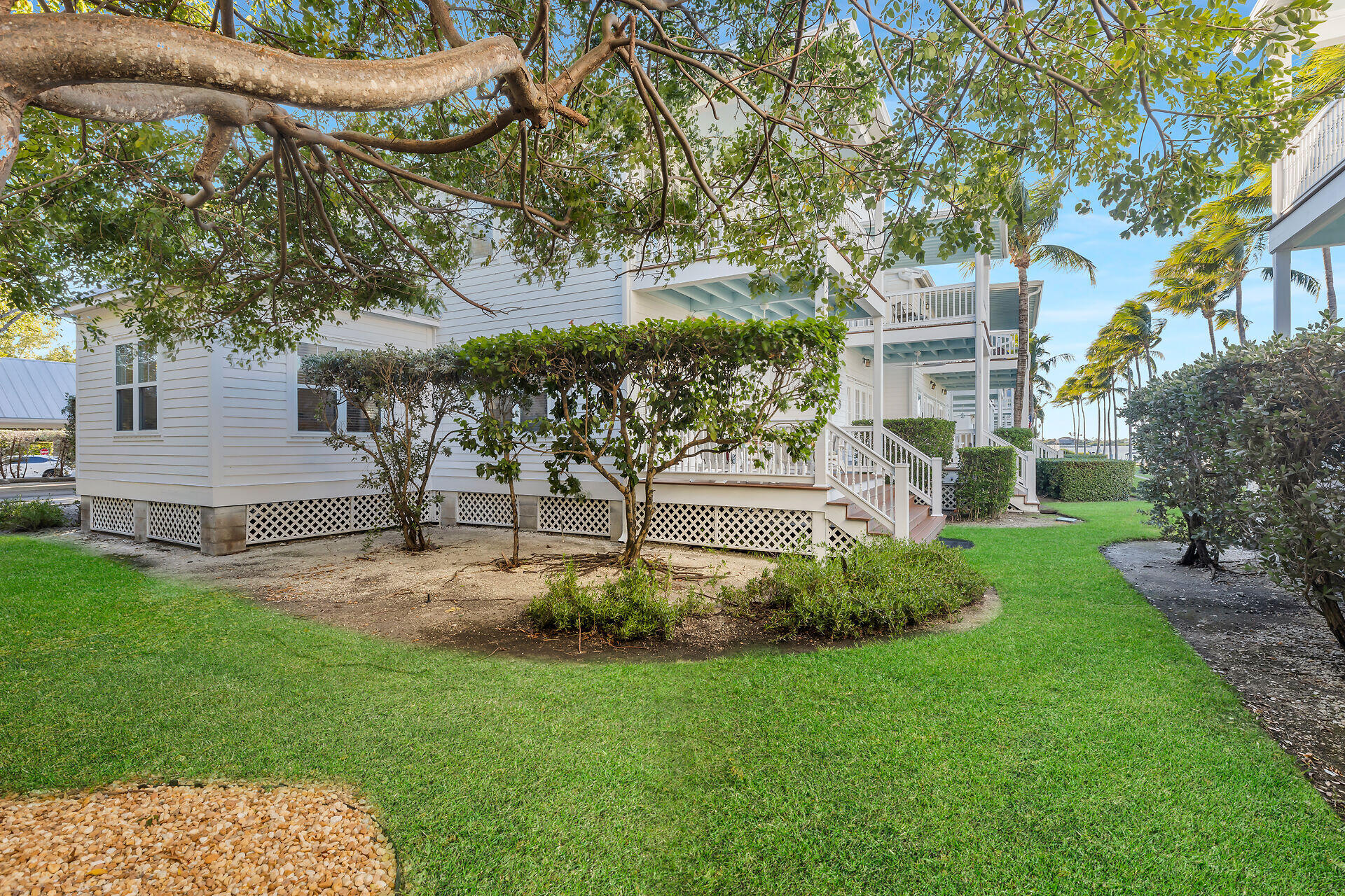 11600 1St Avenue Gulf Unit: 25