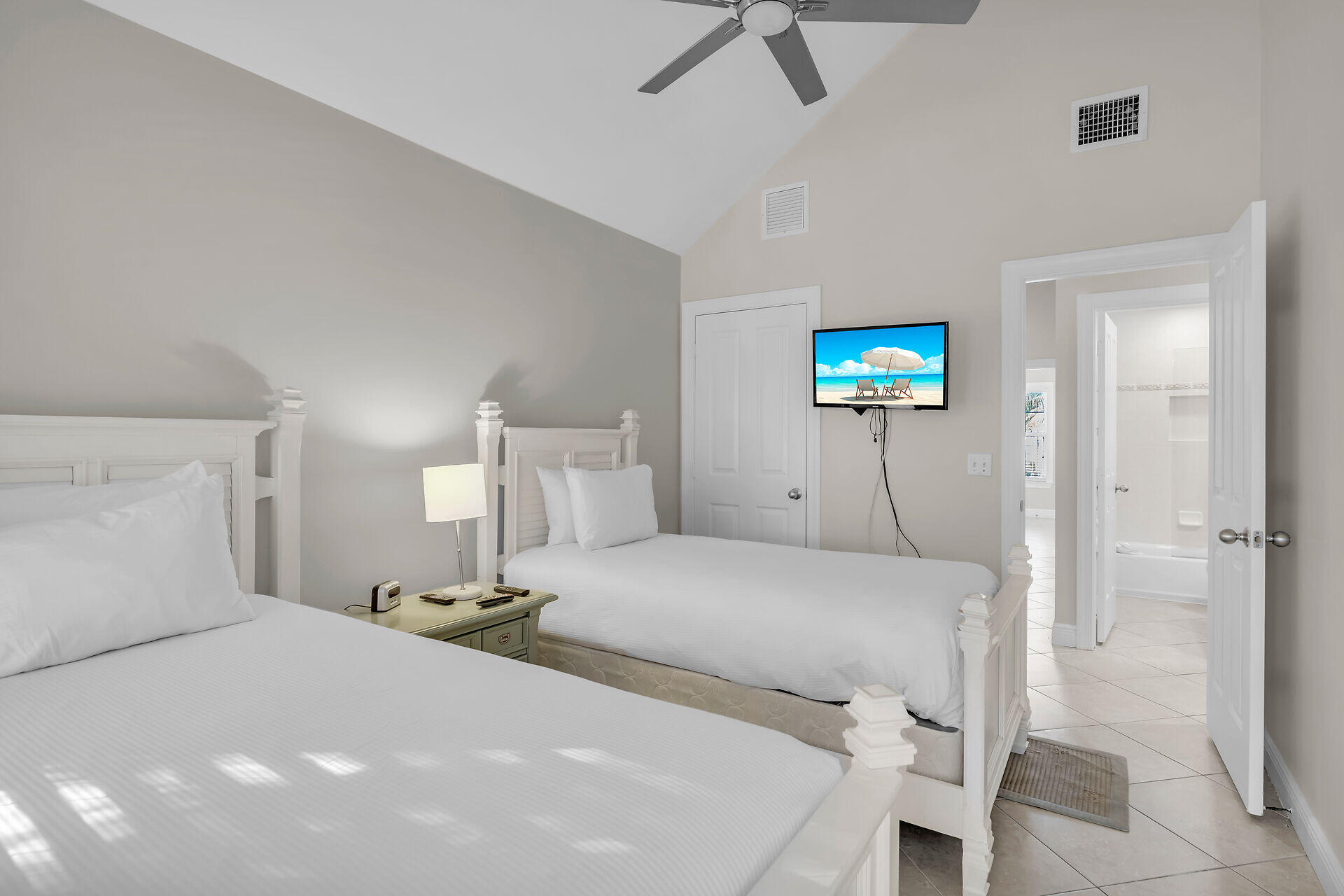 11600 1St Avenue Gulf Unit: 25
