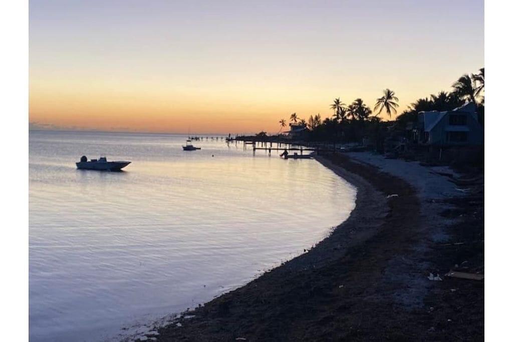 4W Cook Island