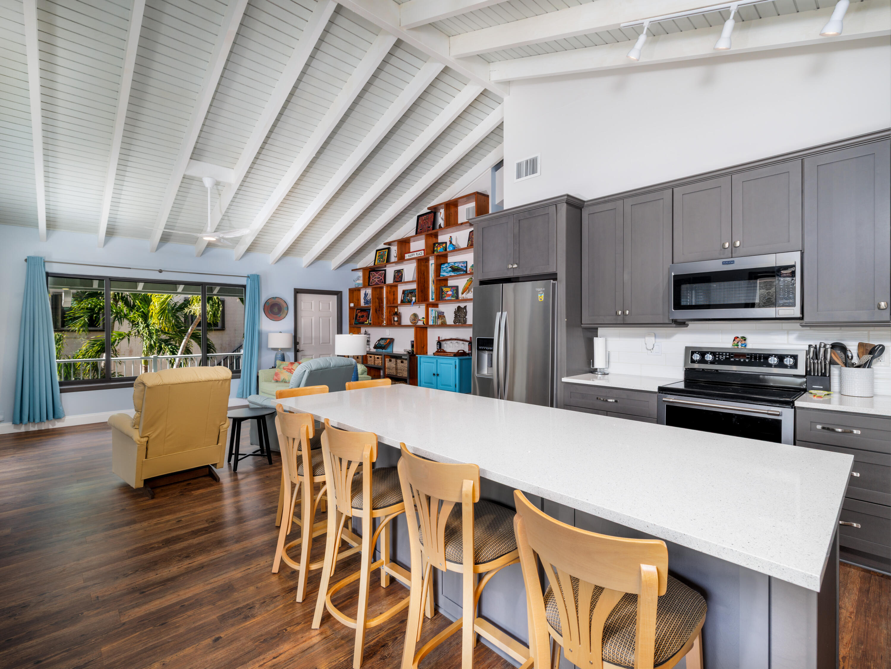 3761 Gumbo Limbo Street