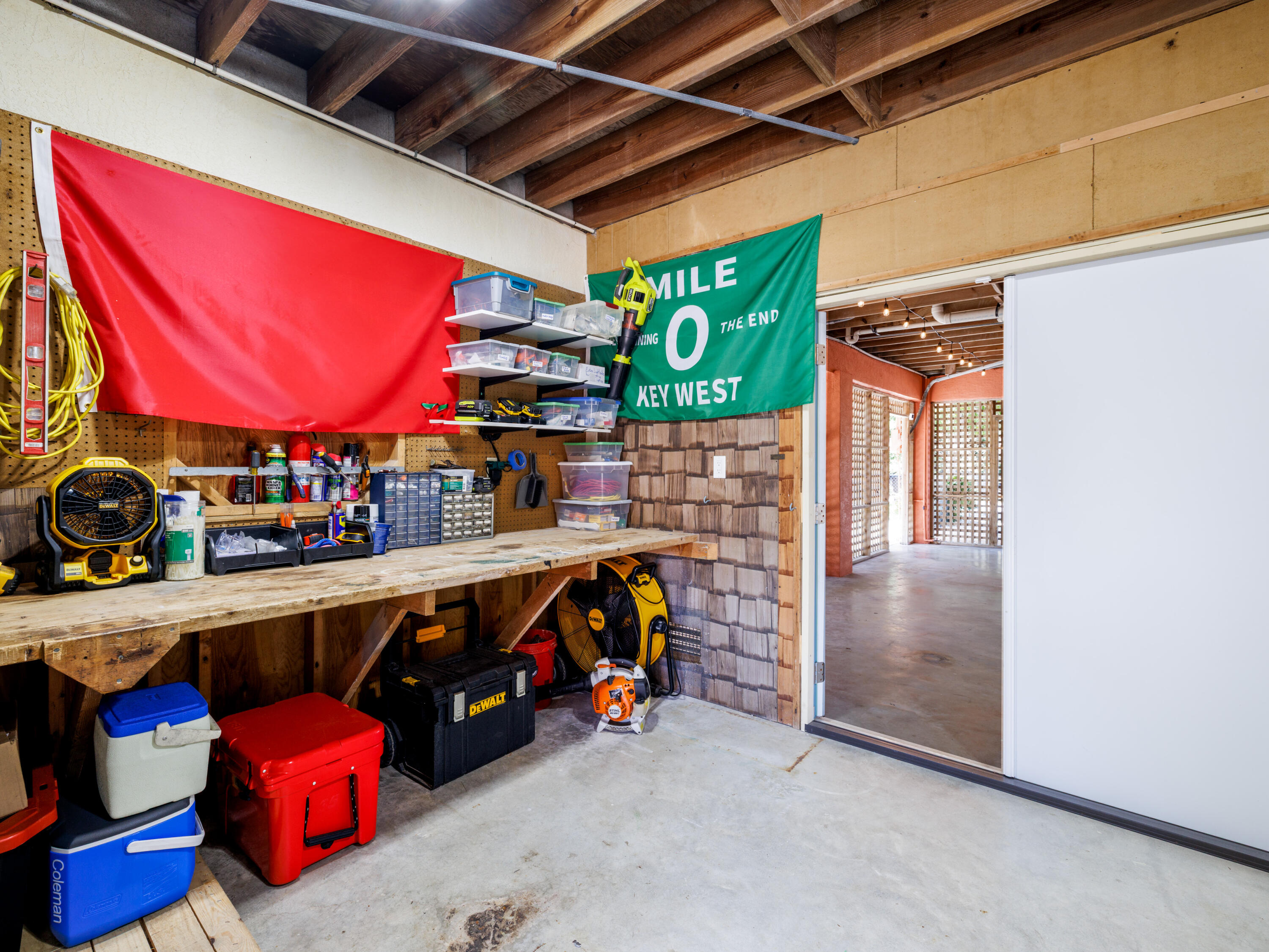 3761 Gumbo Limbo Street