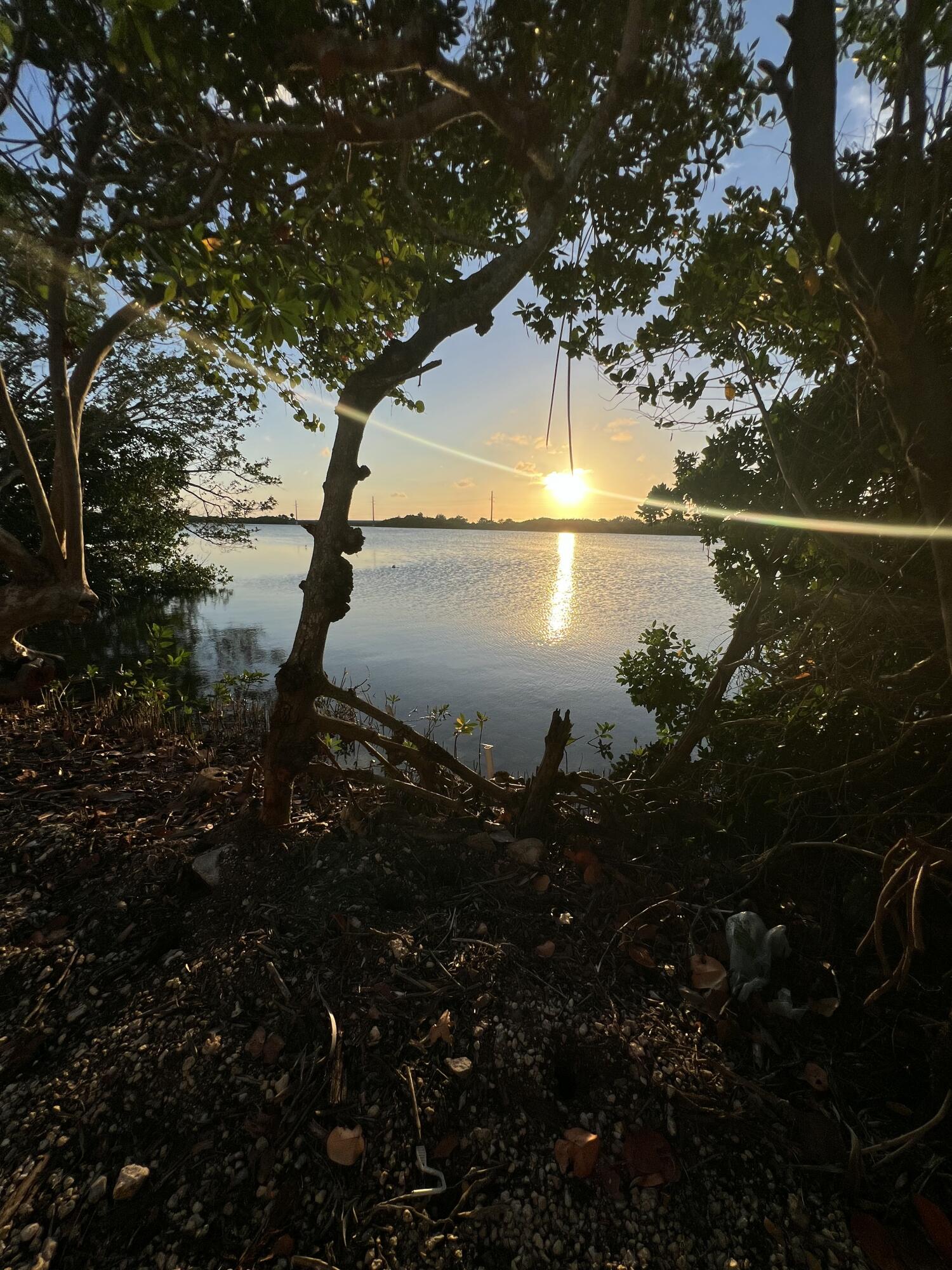 6 Beach Drive