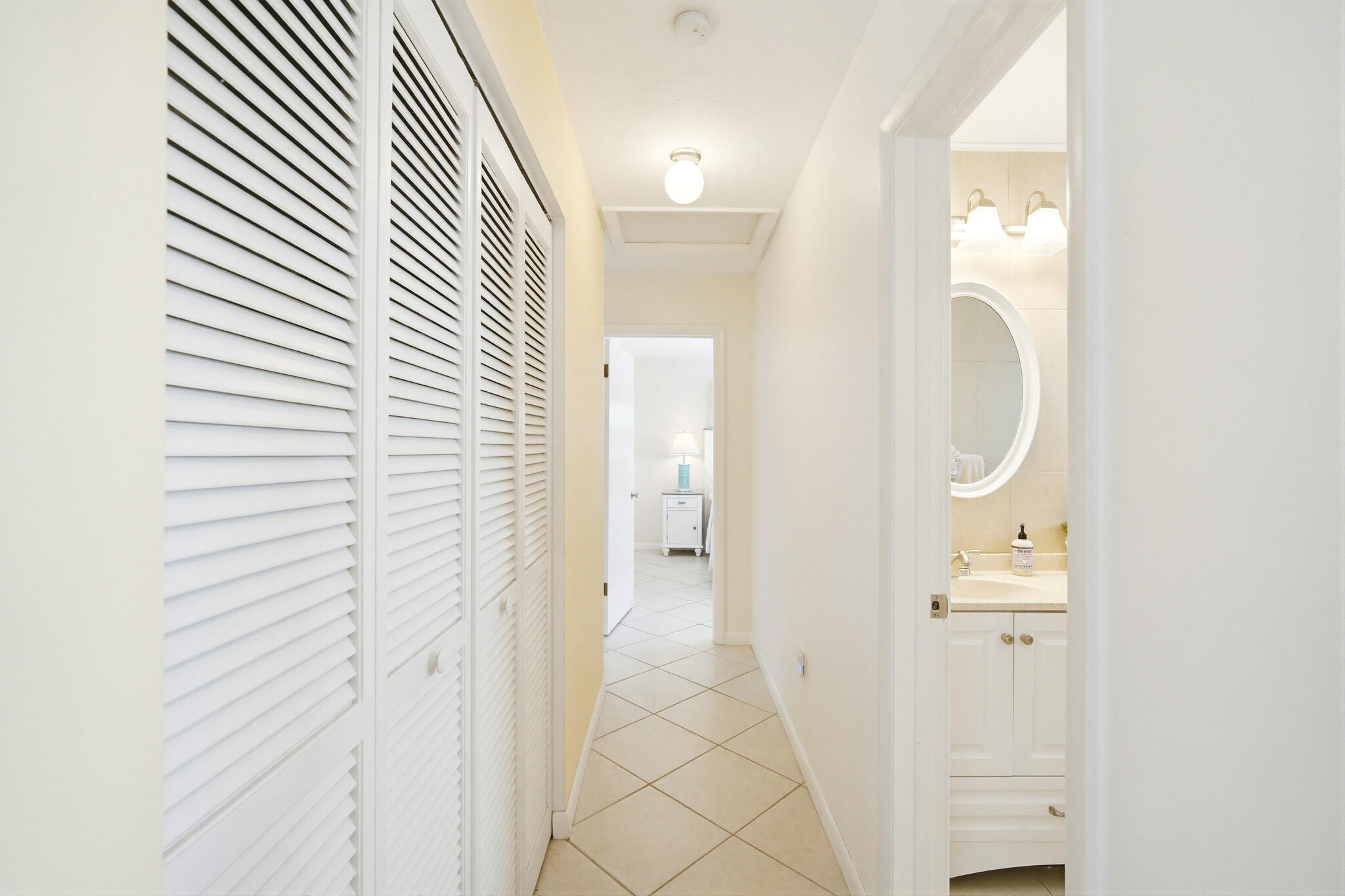 29112 Poinsettia Lane