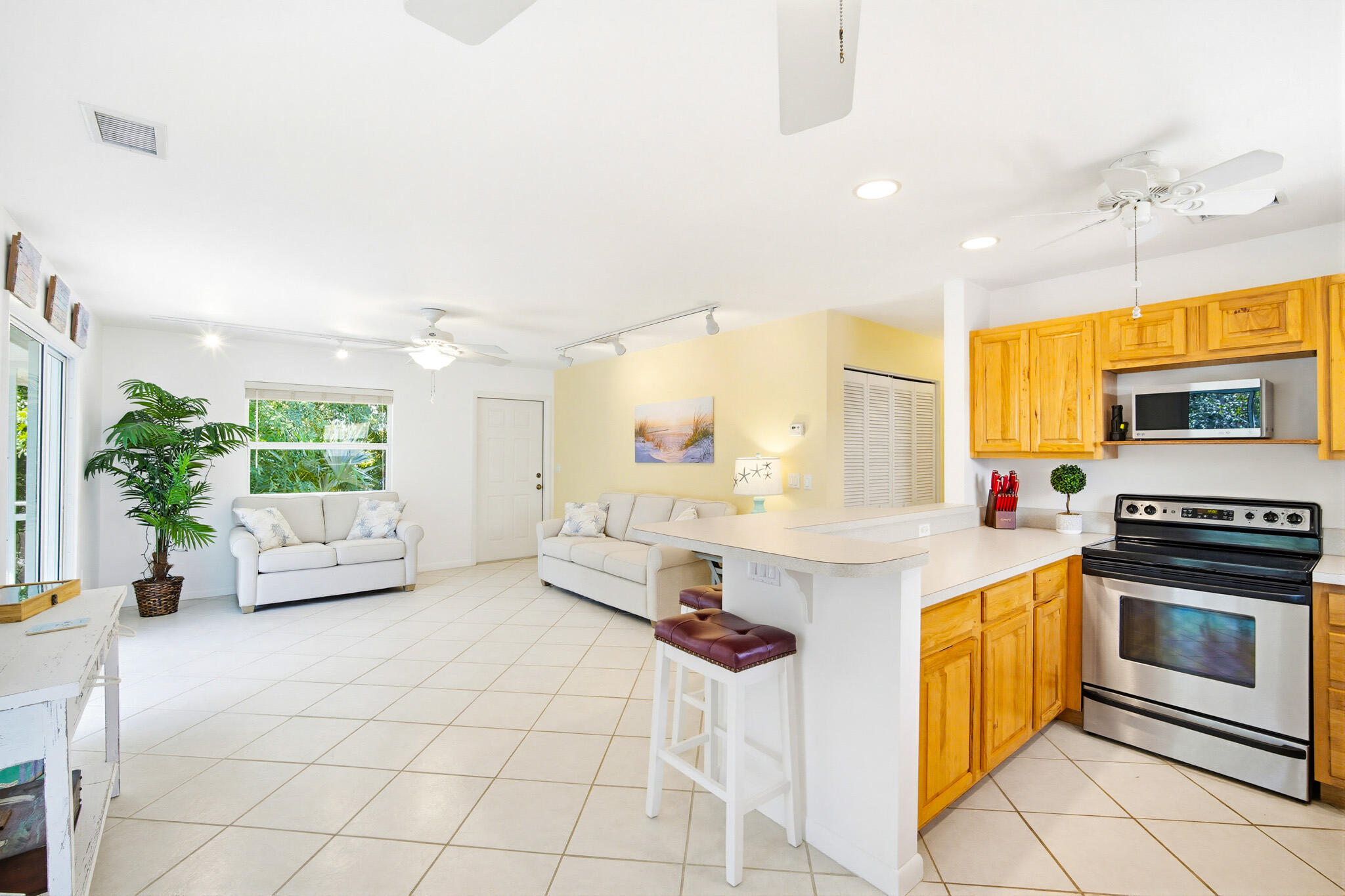29112 Poinsettia Lane