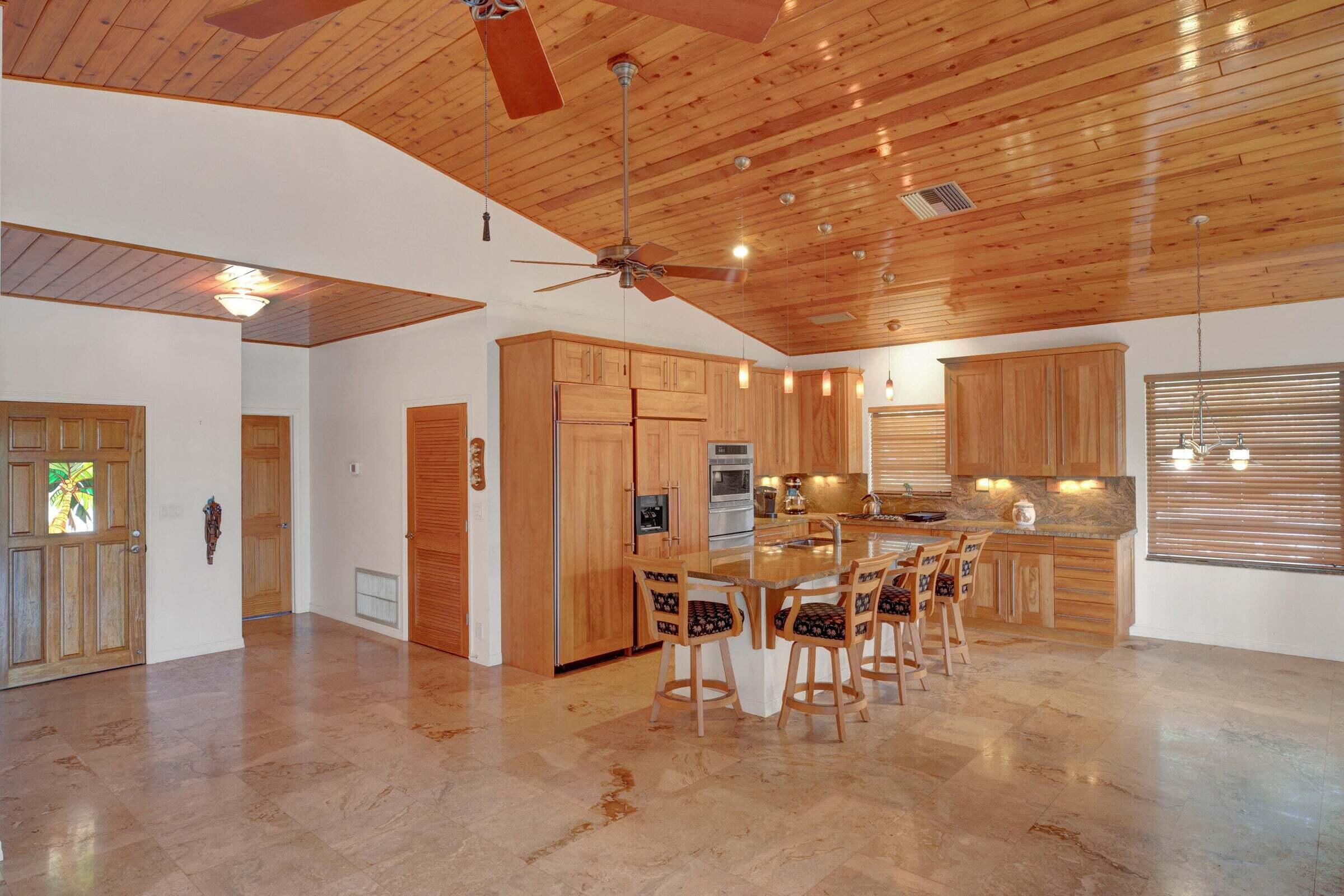 22865 Redfish Lane