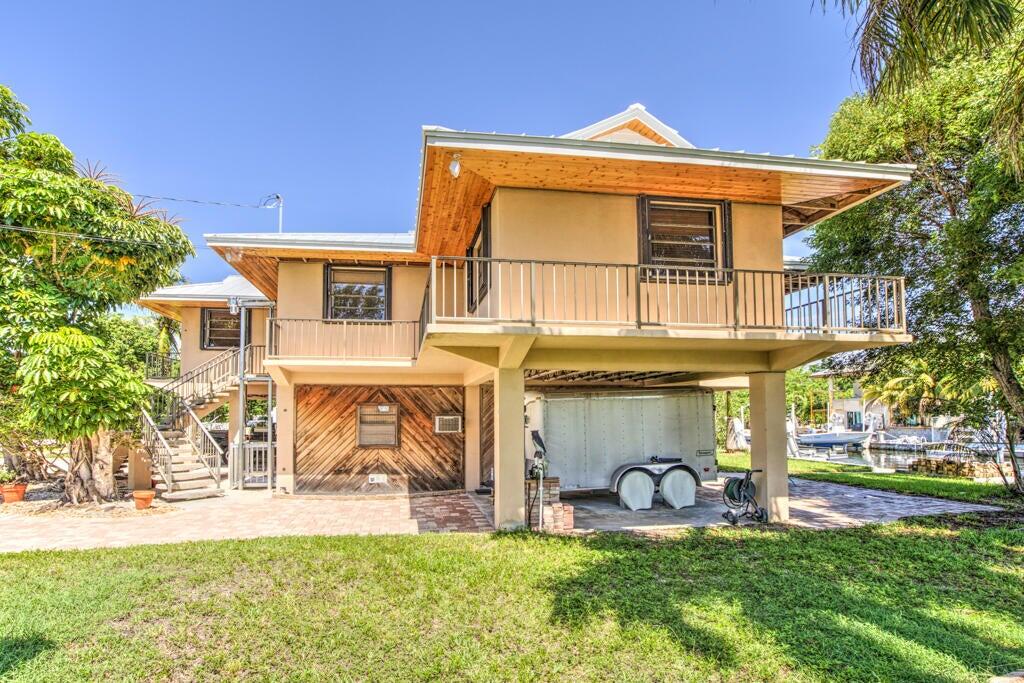22865 Redfish Lane