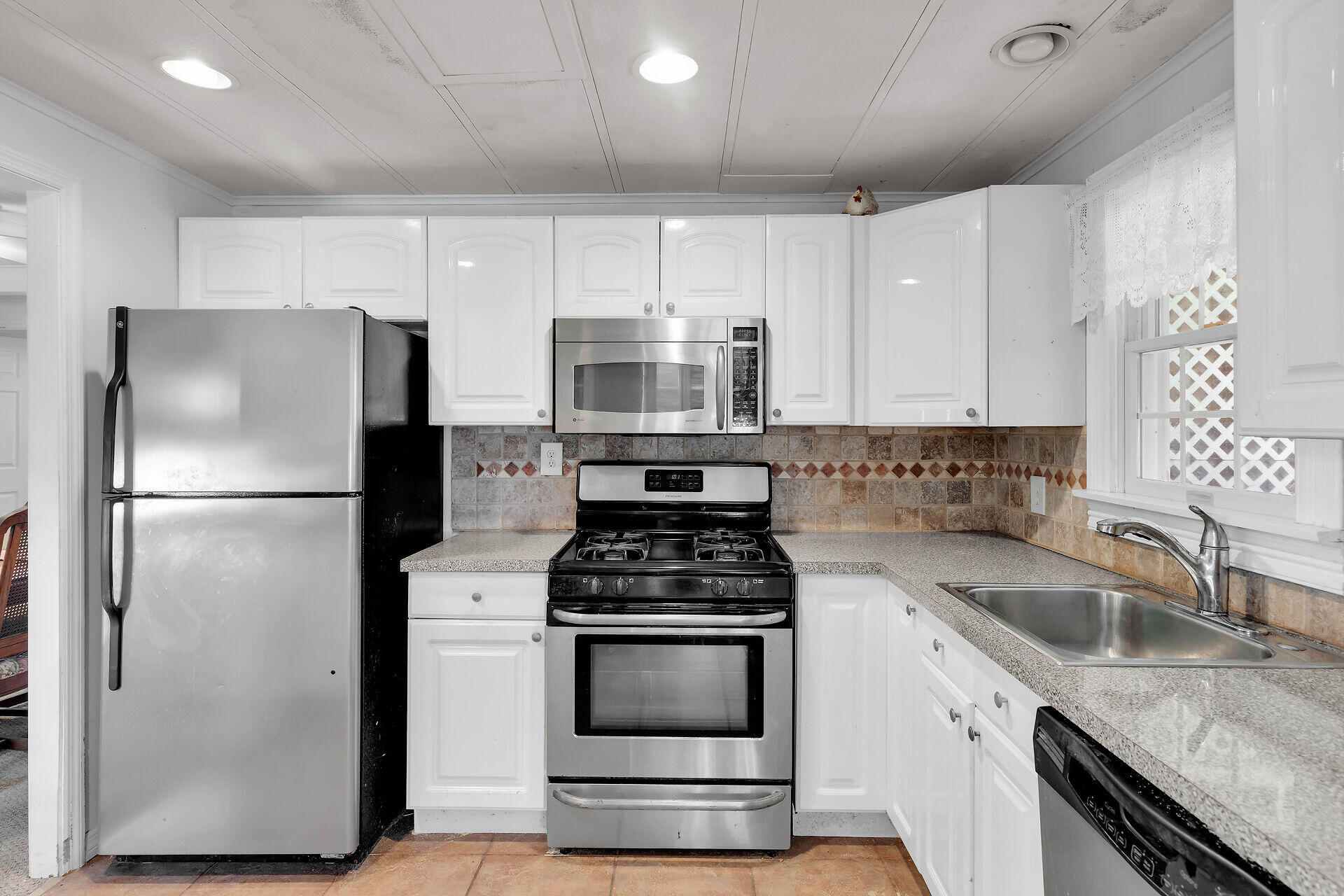 257 Avenue A