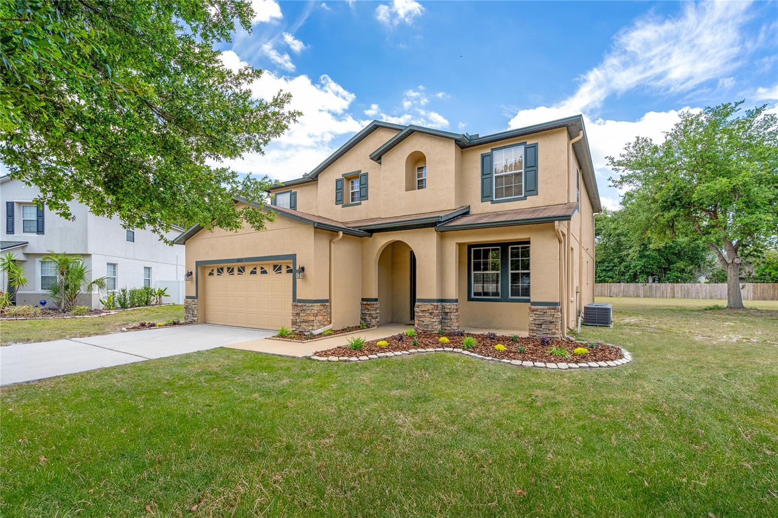 10631 BOYETTE CREEK BLVD