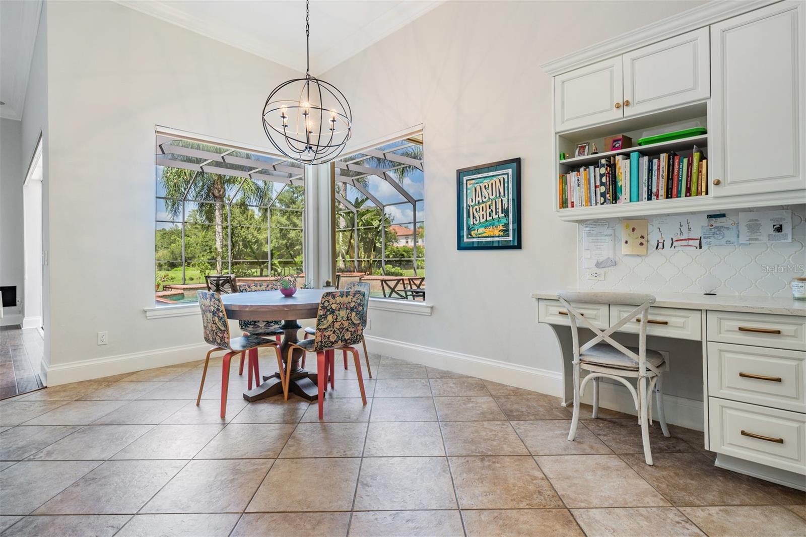 8505 KENTUCKY DERBY DR