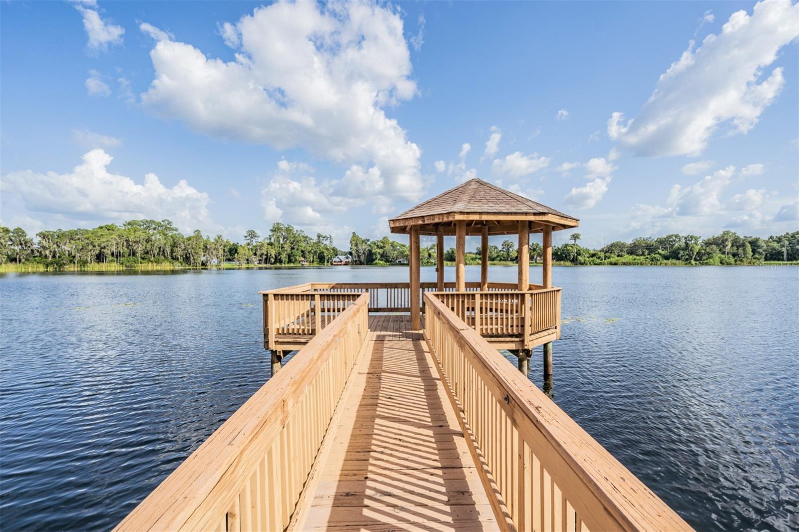 8505 KENTUCKY DERBY DR