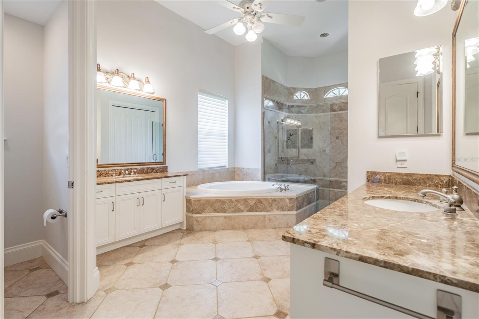 8505 KENTUCKY DERBY DR