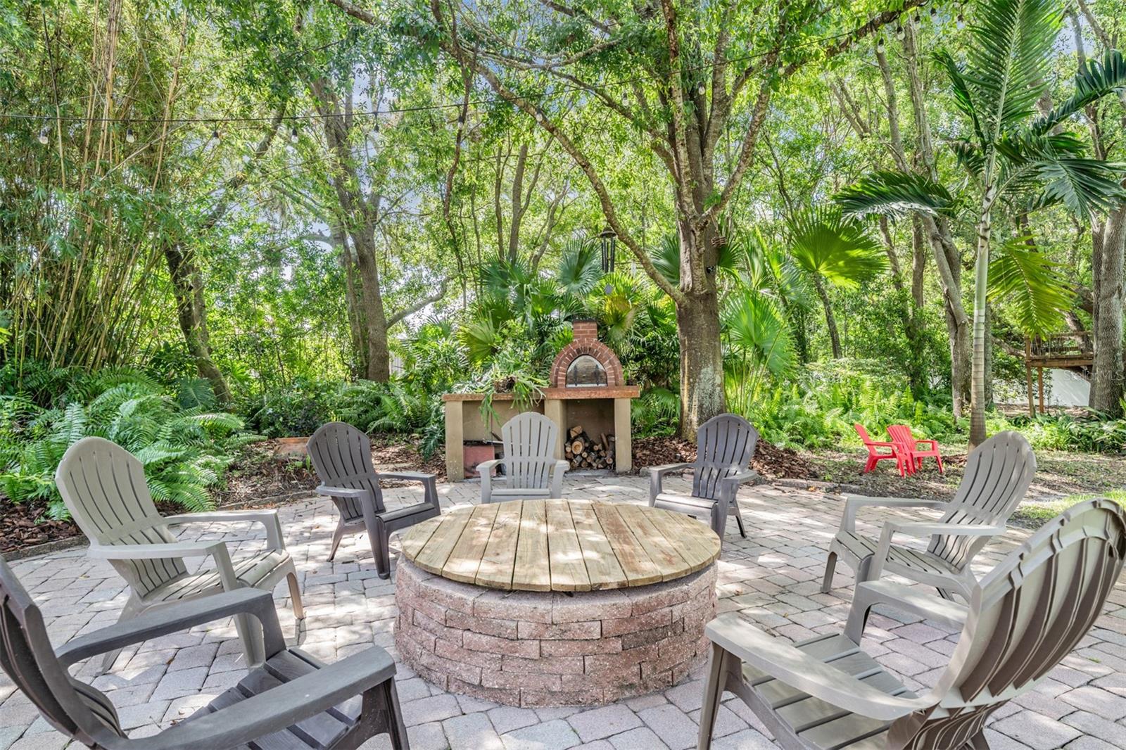 8505 KENTUCKY DERBY DR