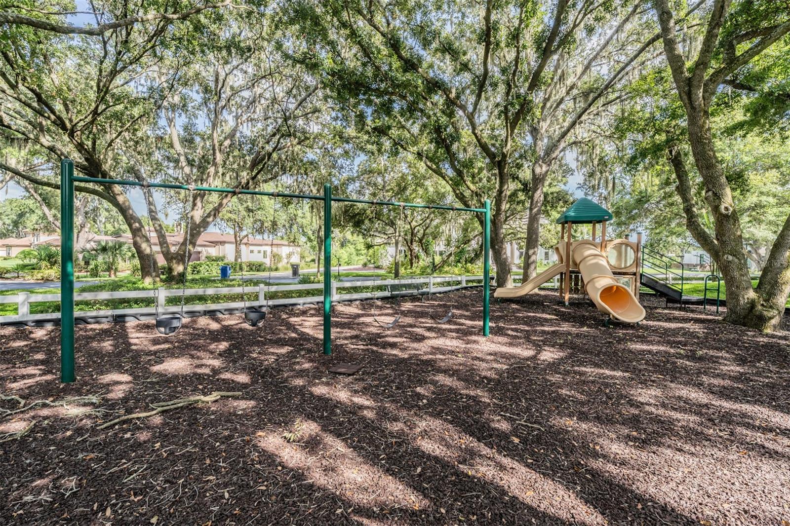 8505 KENTUCKY DERBY DR