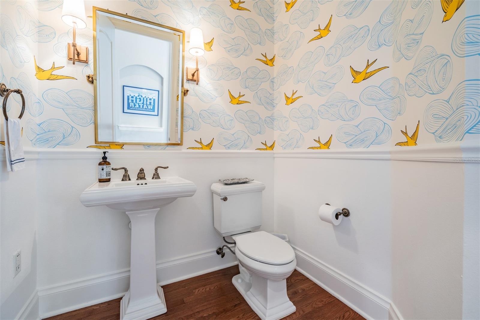 8505 KENTUCKY DERBY DR