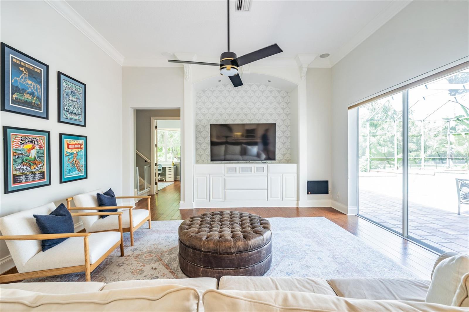 8505 KENTUCKY DERBY DR