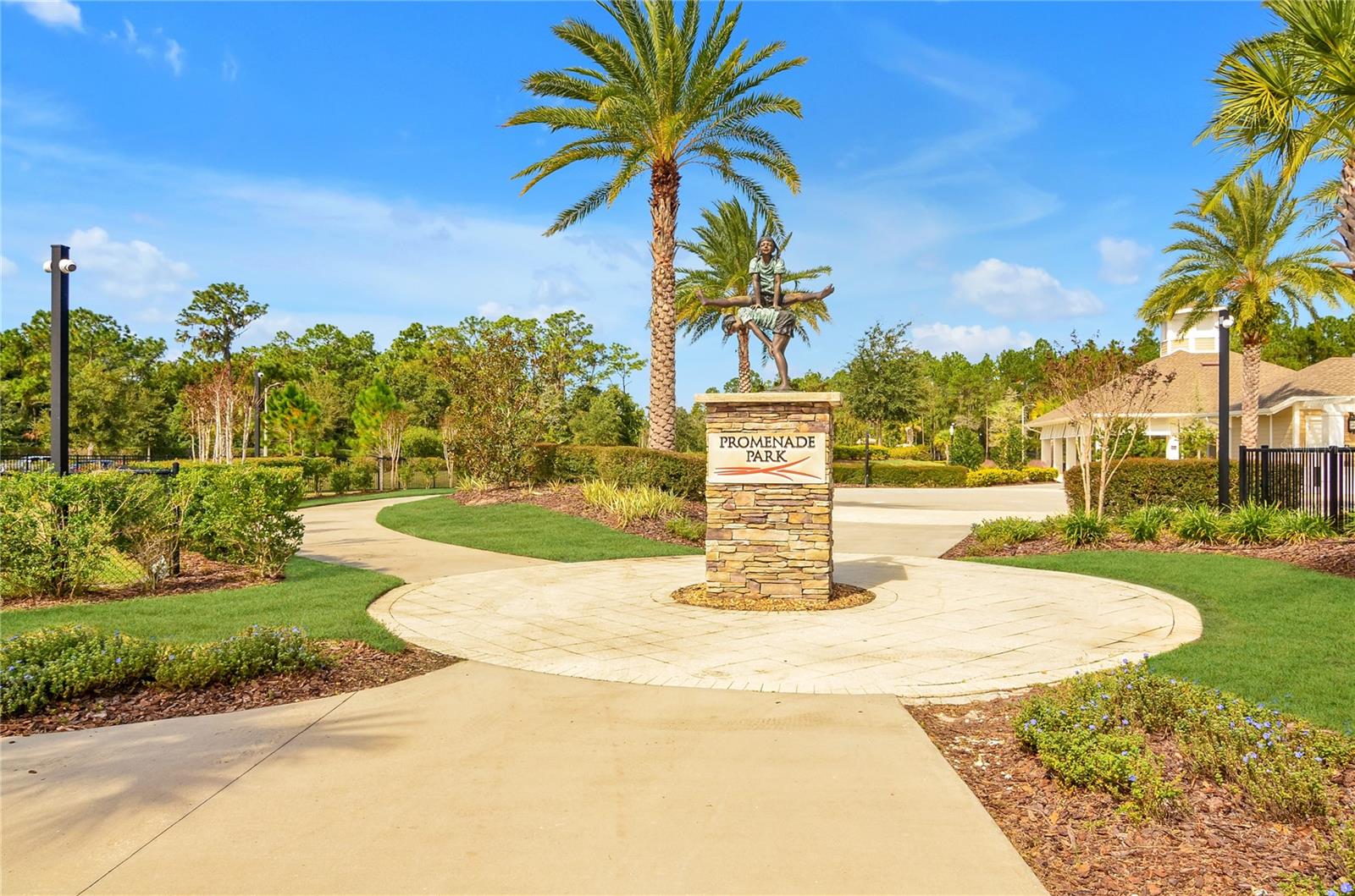7692 STONEBROOK CIR