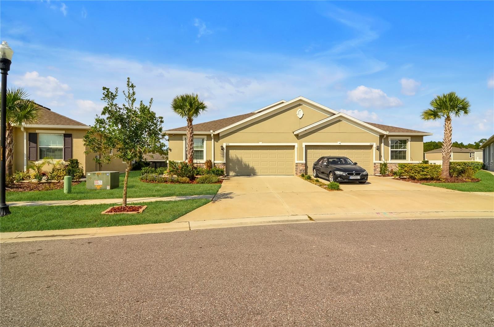 7692 STONEBROOK CIR