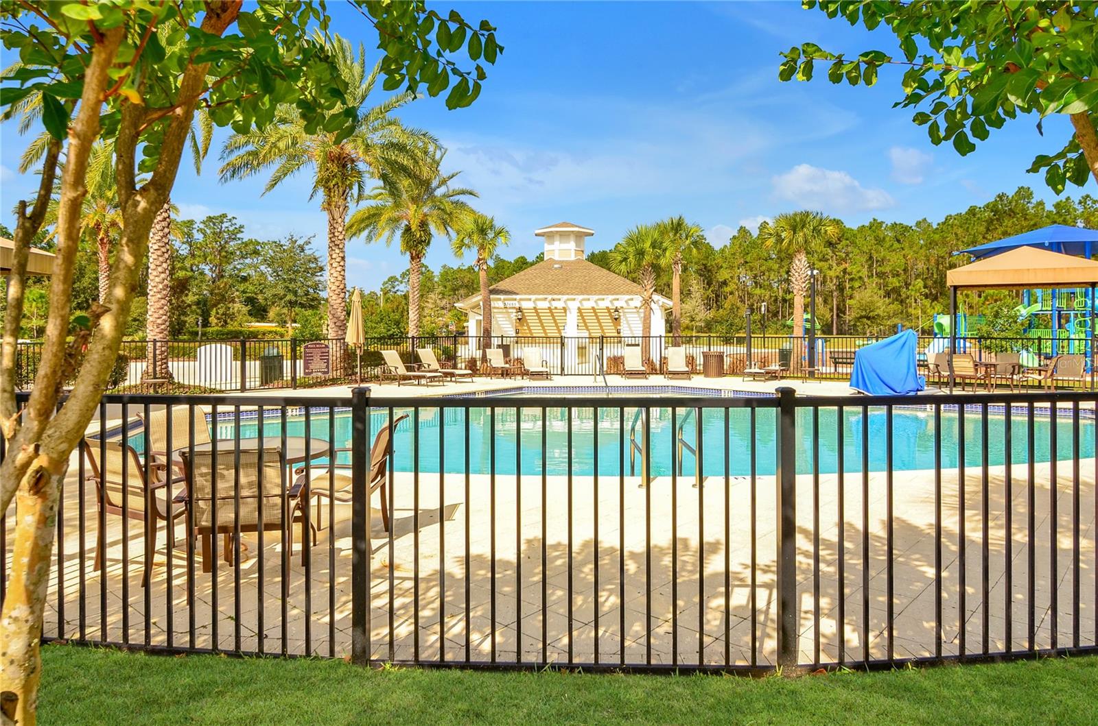7692 STONEBROOK CIR