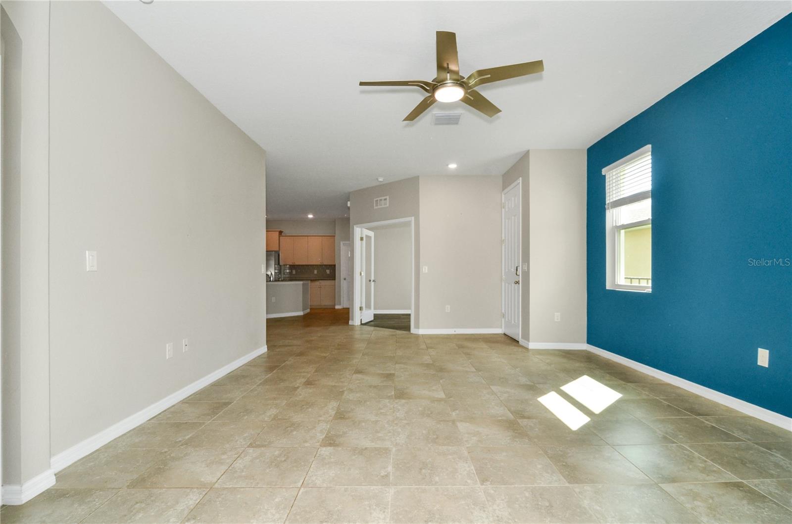 7692 STONEBROOK CIR