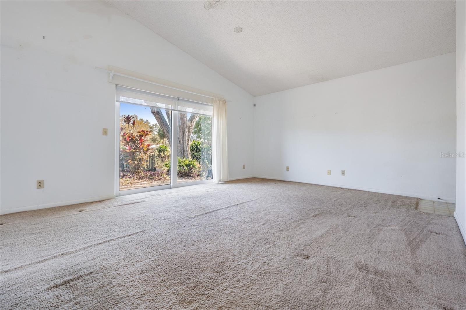 10313 PARKCREST DR