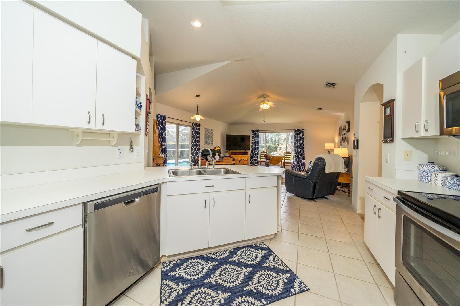 22524 WILLOW LAKES DR