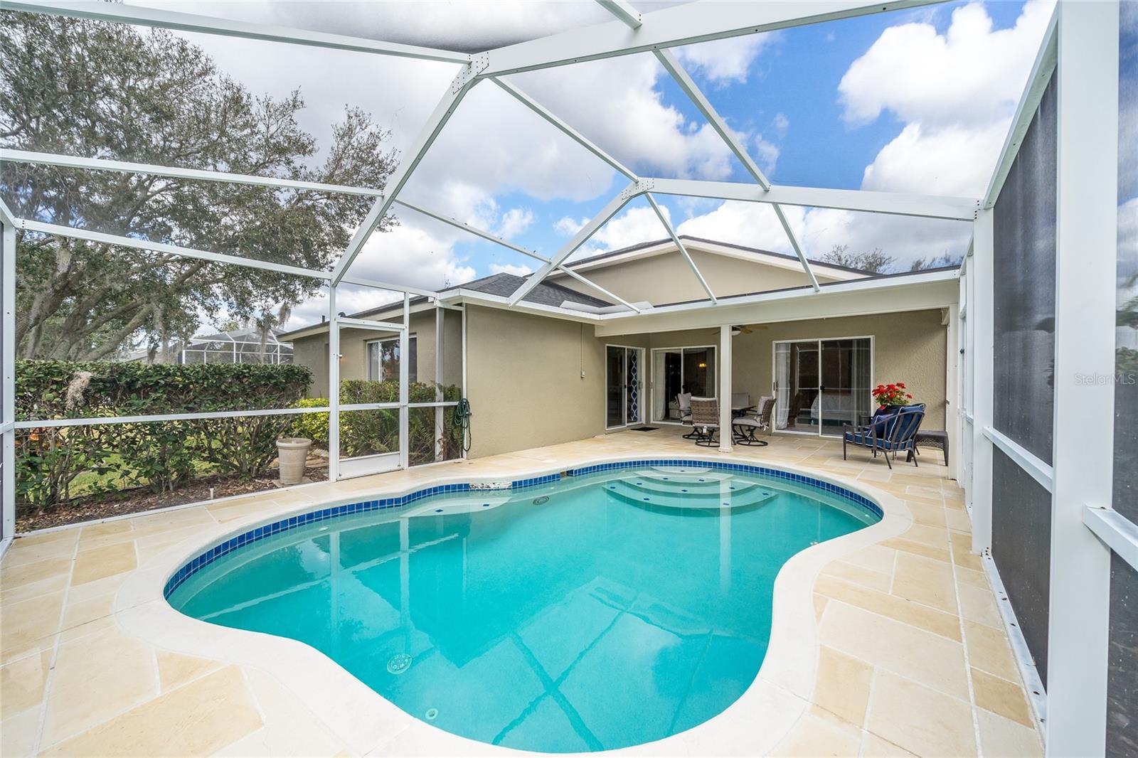 22524 WILLOW LAKES DR