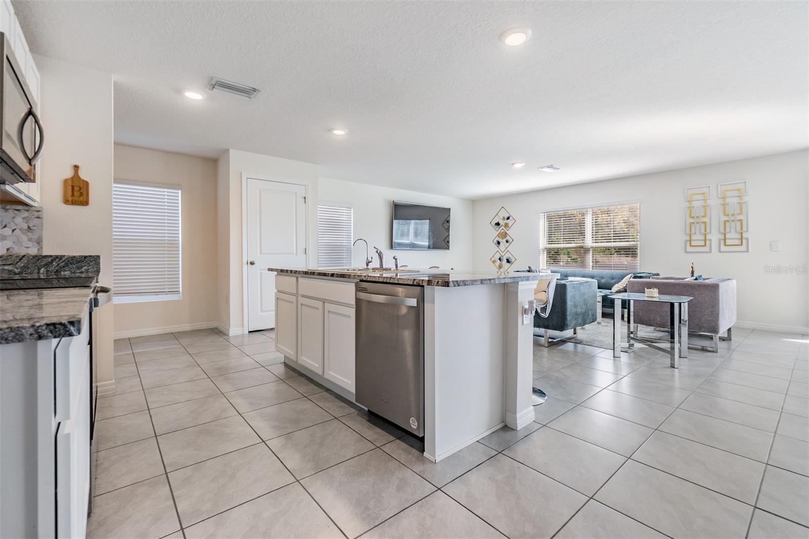 12132 LILY MAGNOLIA LN