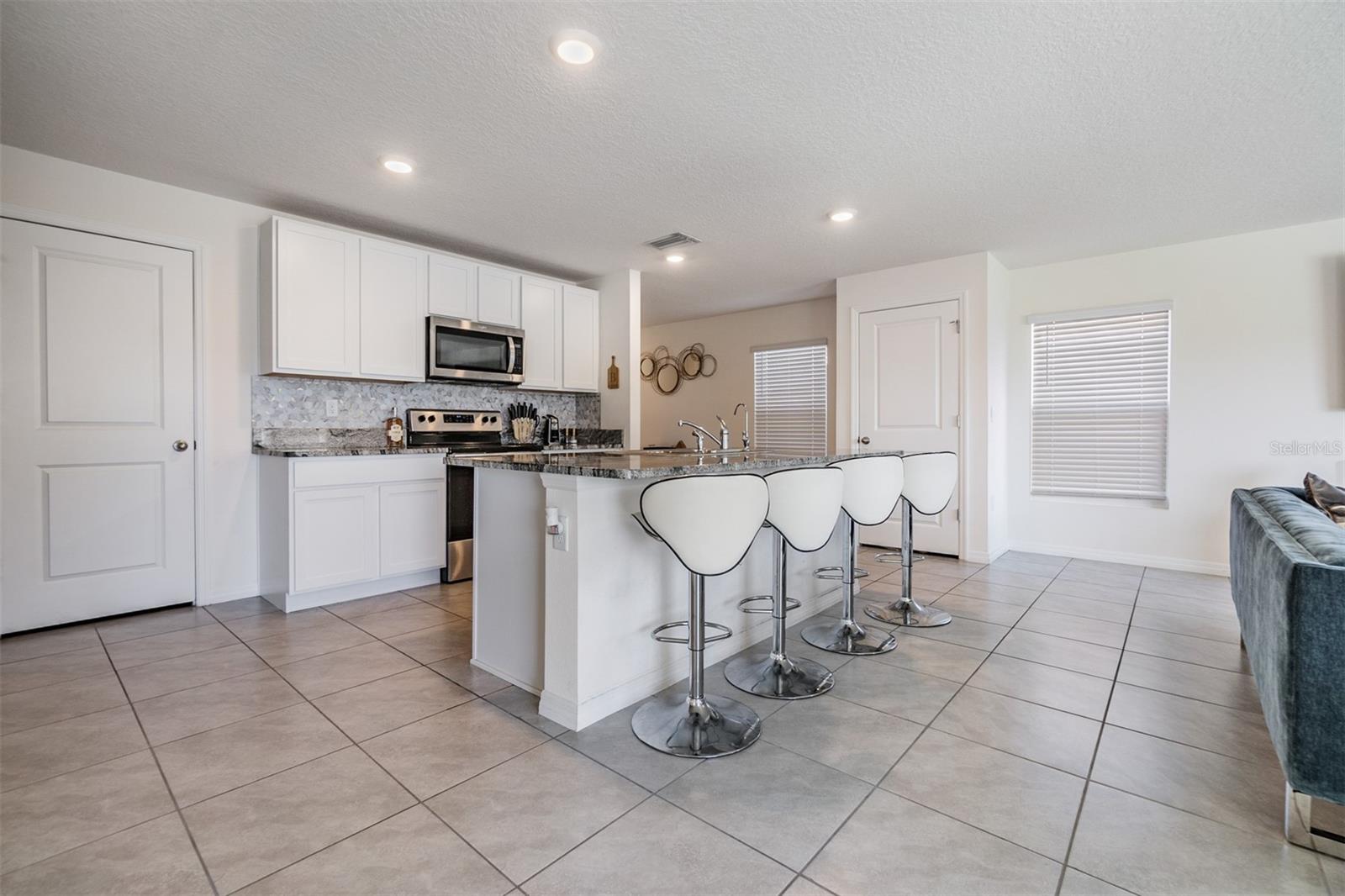 12132 LILY MAGNOLIA LN