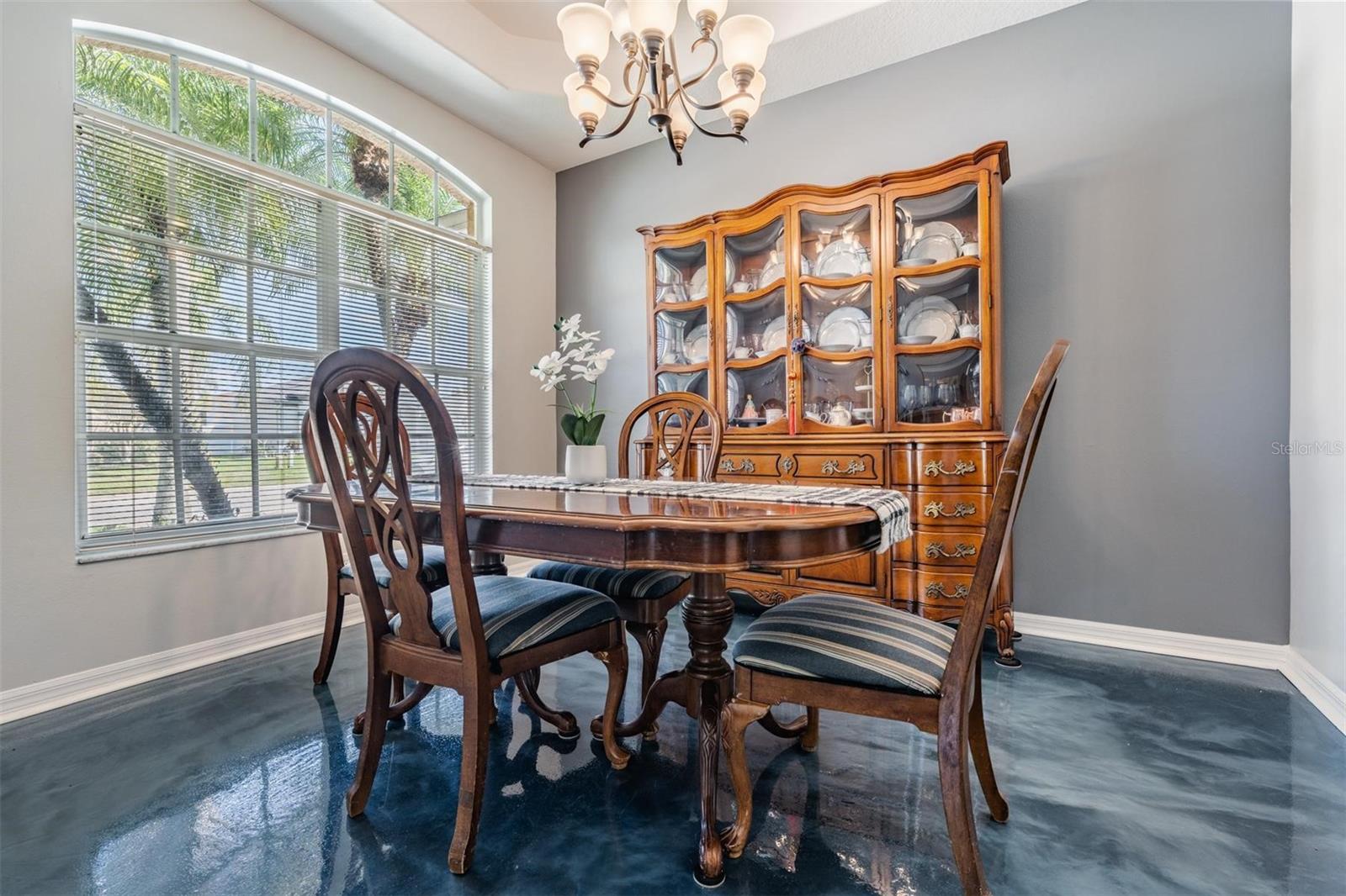 29646 FOREST GLEN DR