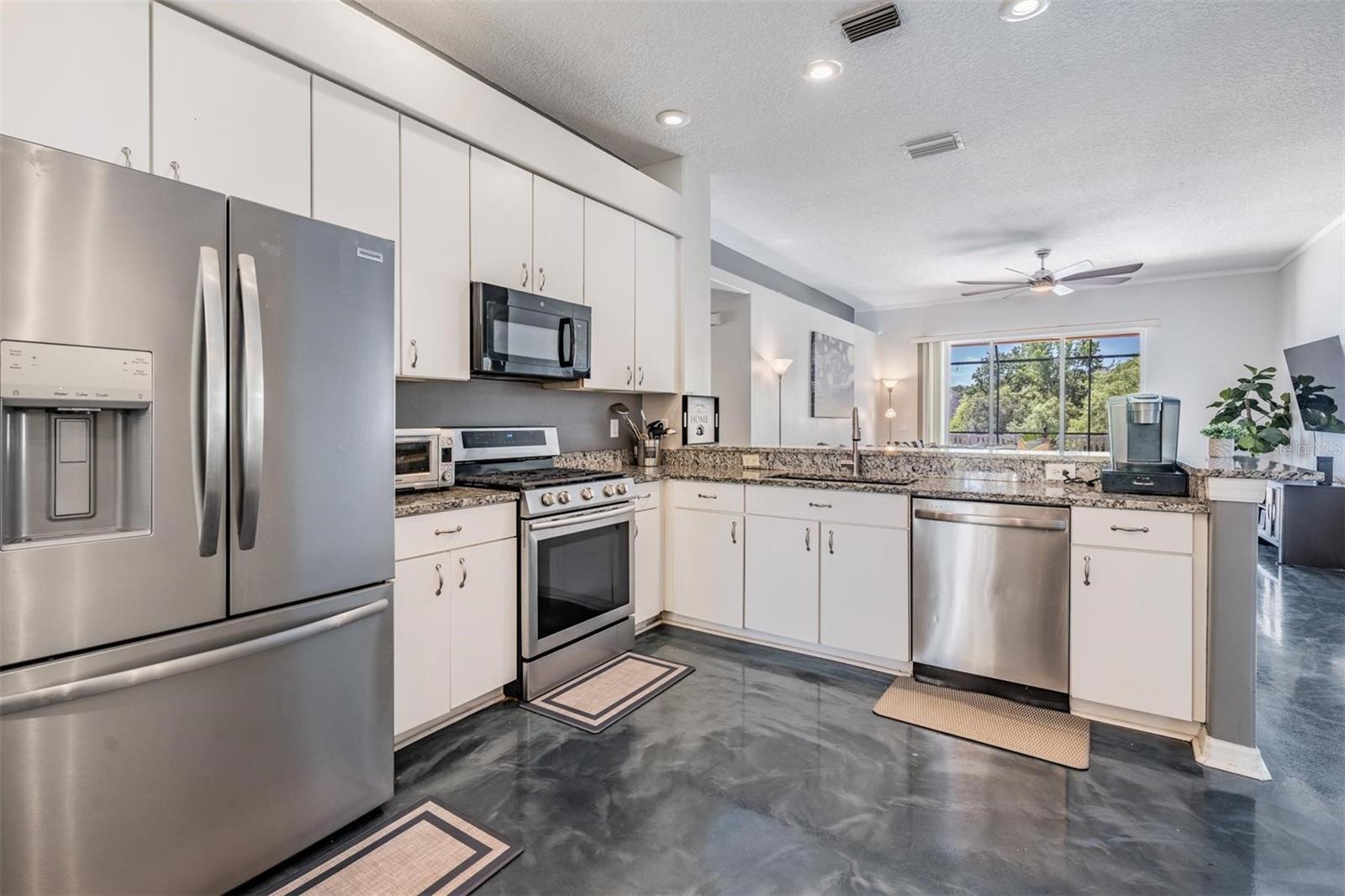 29646 FOREST GLEN DR