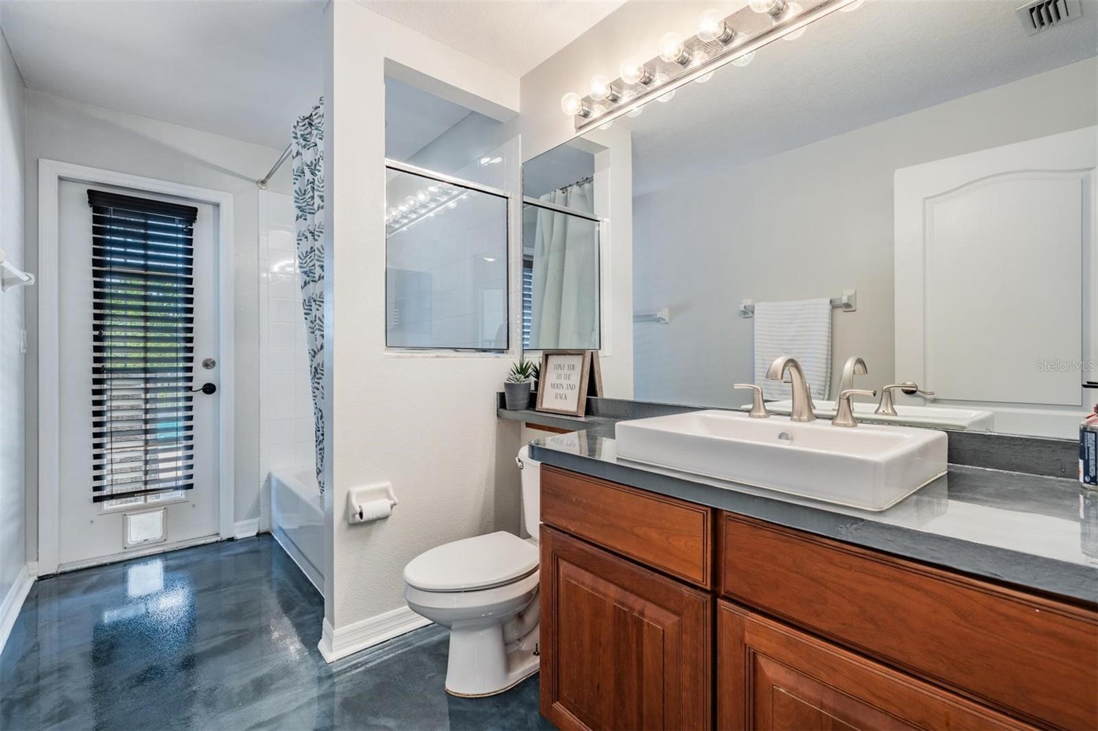 29646 FOREST GLEN DR