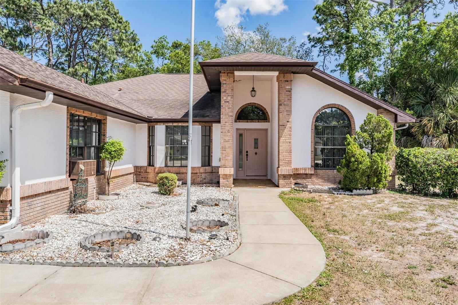 8441 DUNNELLON RD