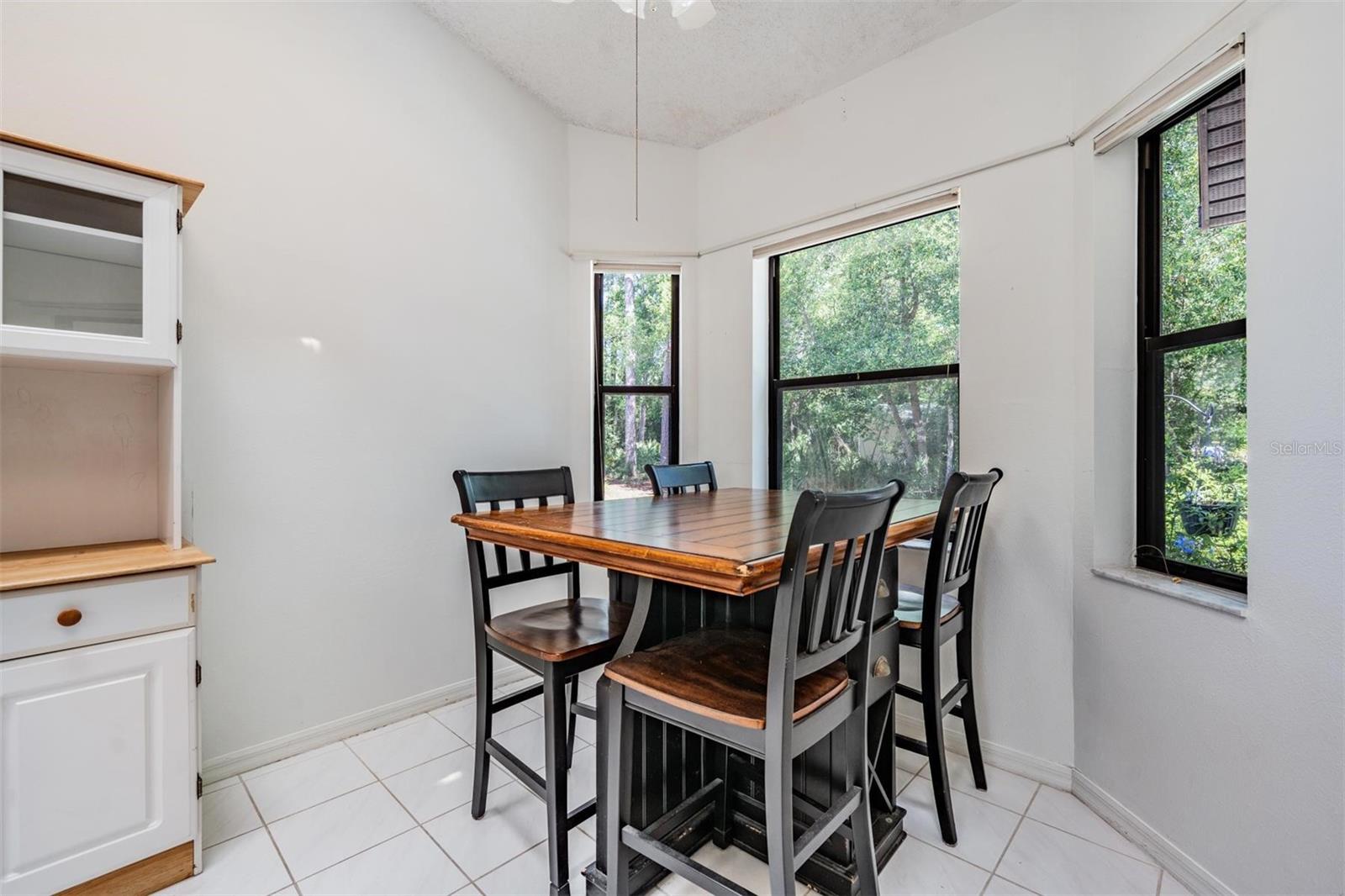 8441 DUNNELLON RD