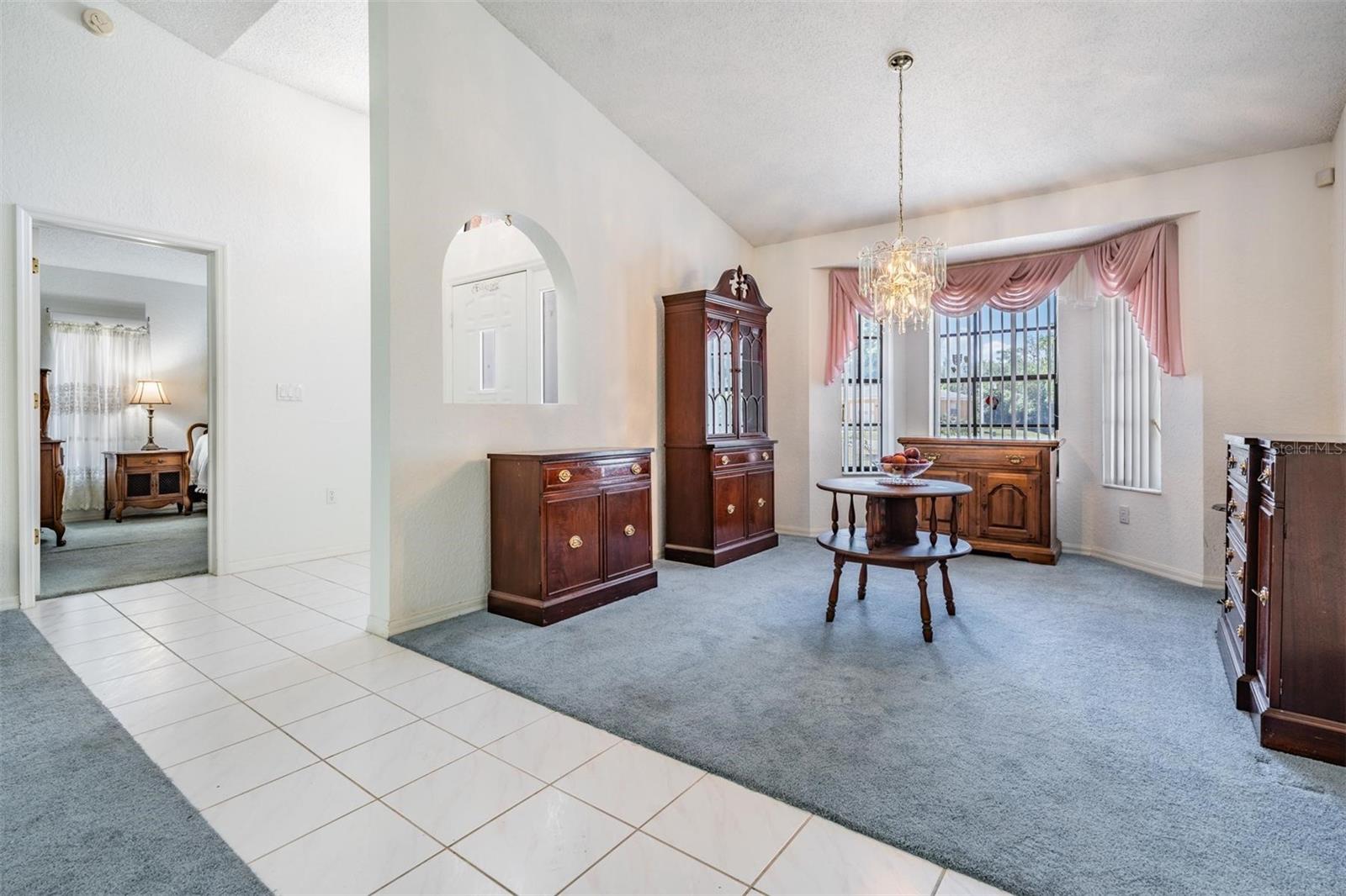 8441 DUNNELLON RD