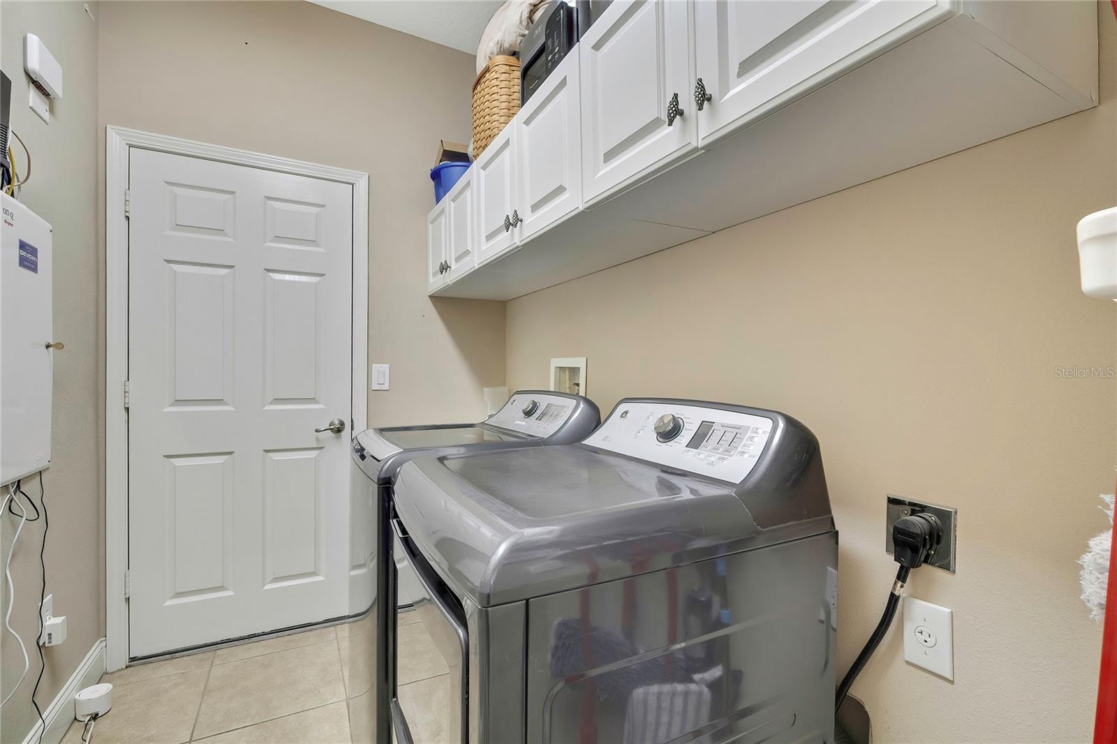 3247 DIAMOND FALLS CIR