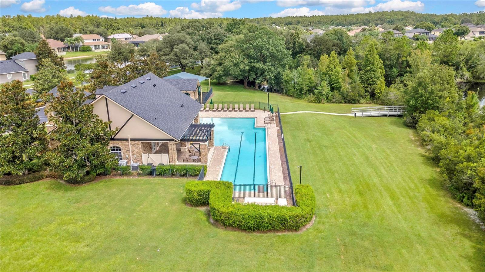 3247 DIAMOND FALLS CIR