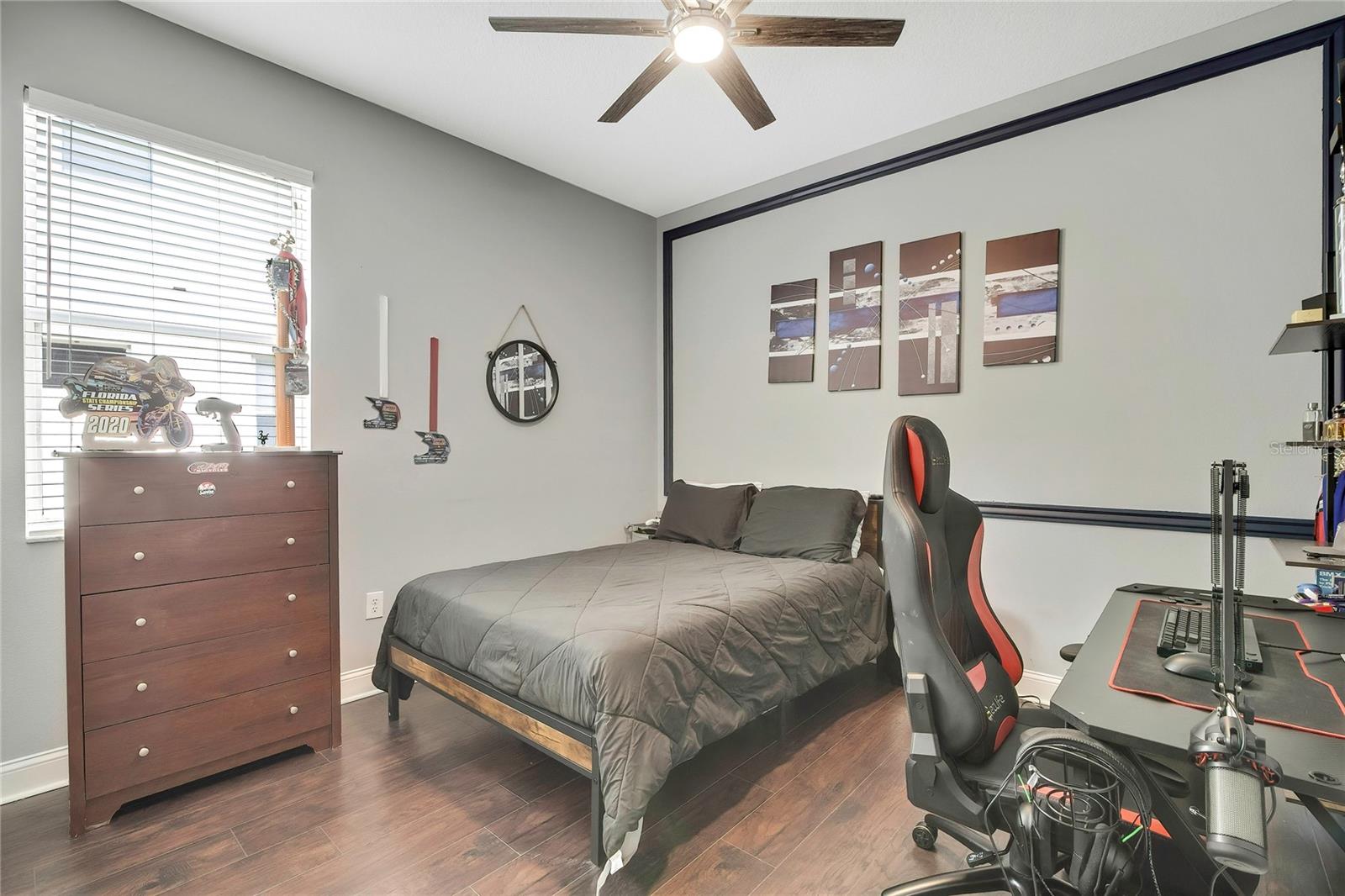 3247 DIAMOND FALLS CIR