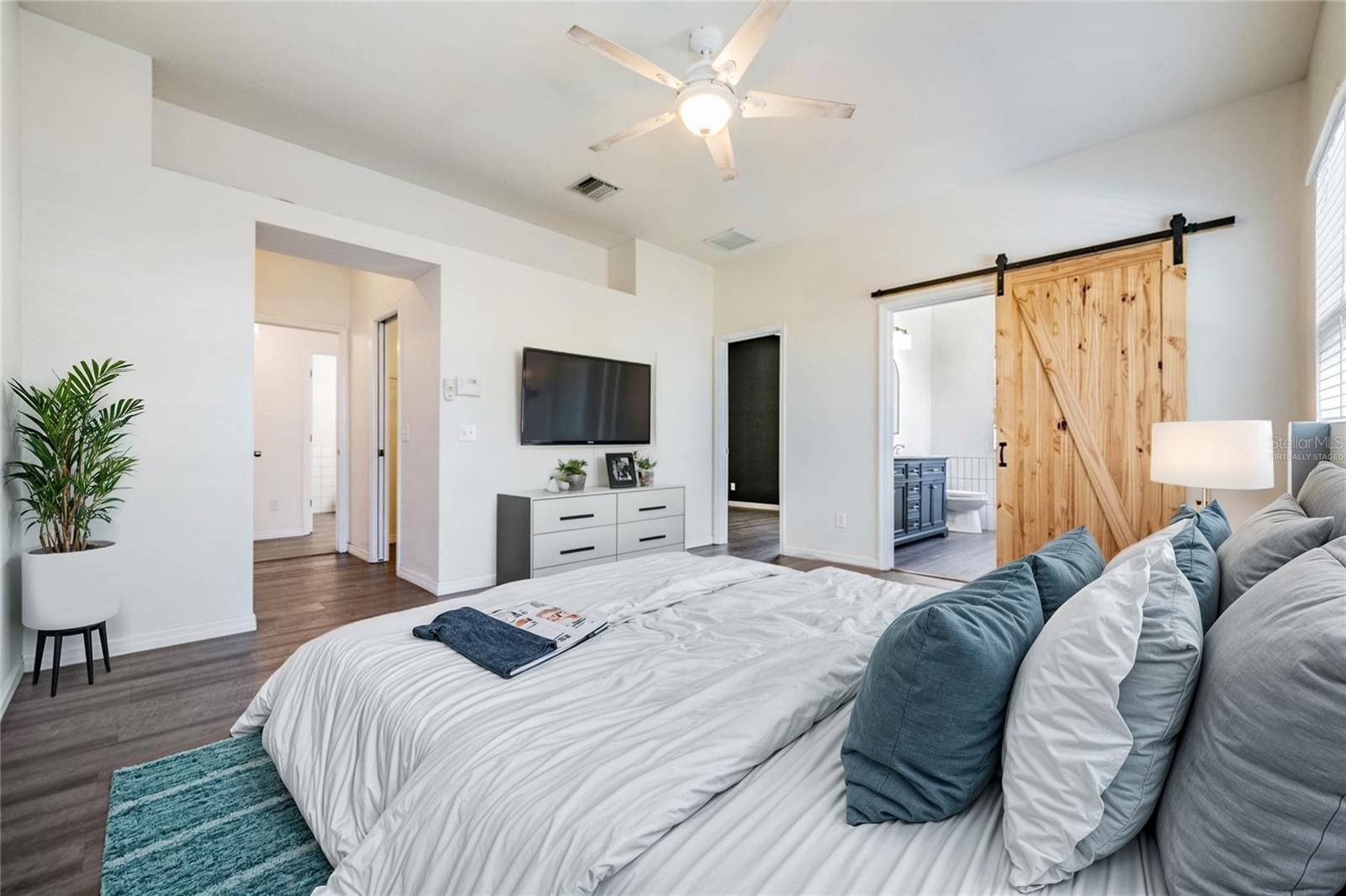 7801 MONARCH GARDEN CIR