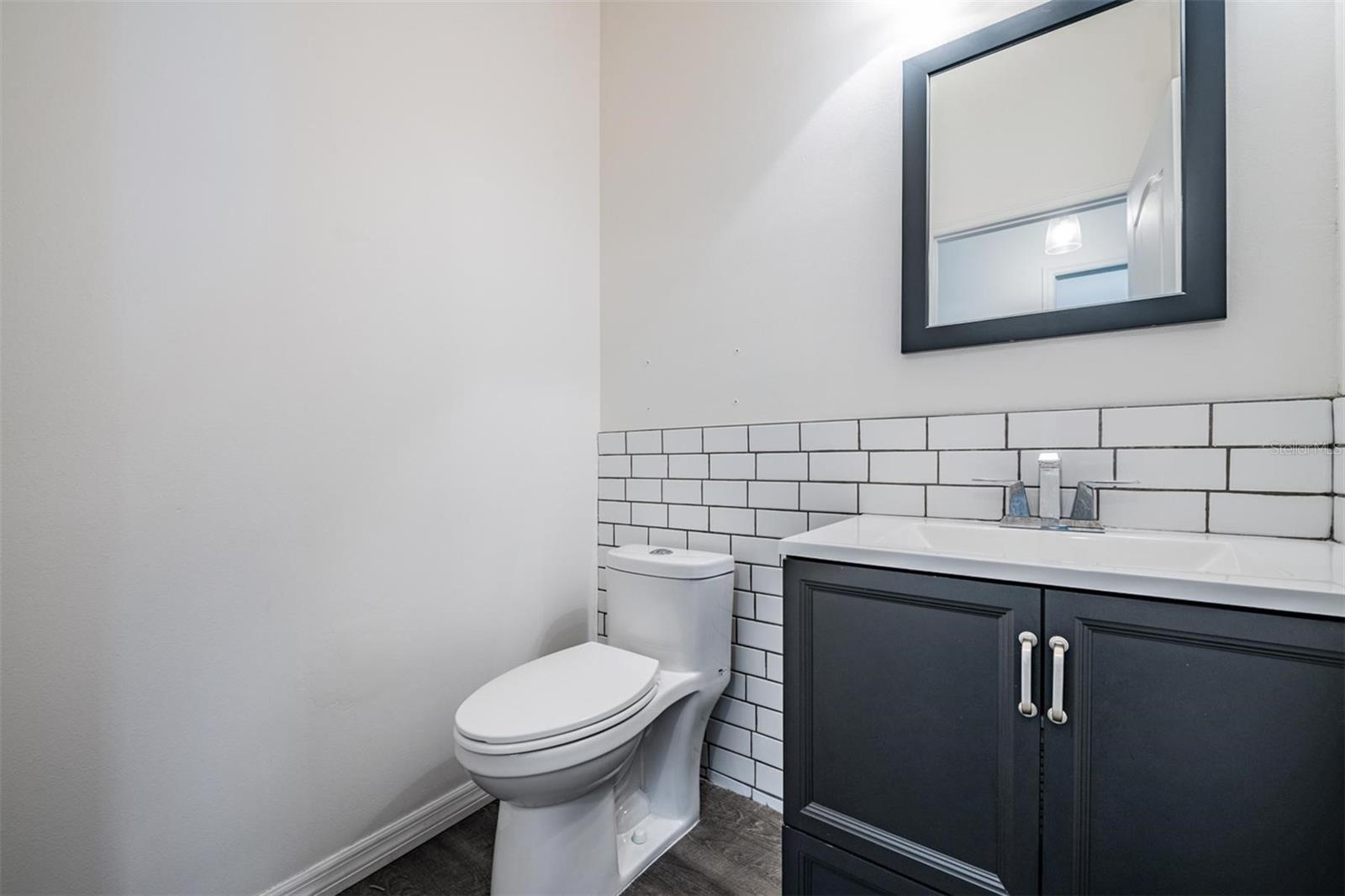 7801 MONARCH GARDEN CIR