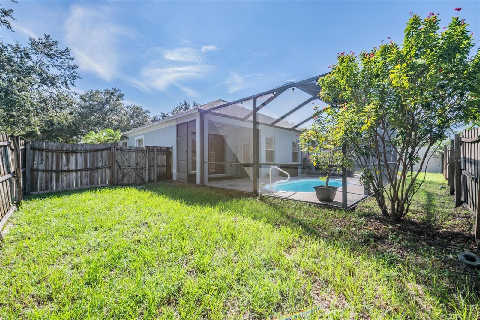 7801 MONARCH GARDEN CIR