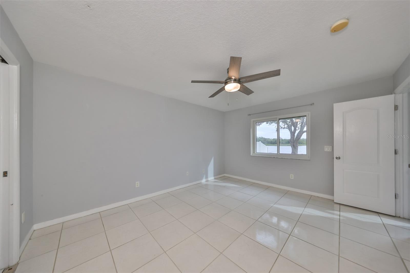 8111 TAR HOLLOW DR