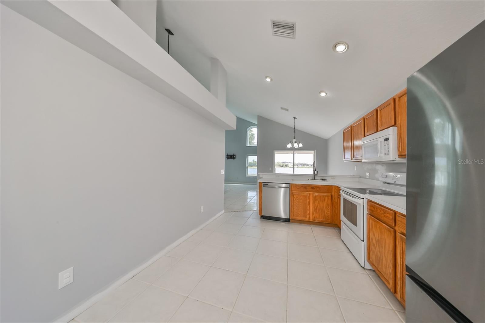 8111 TAR HOLLOW DR