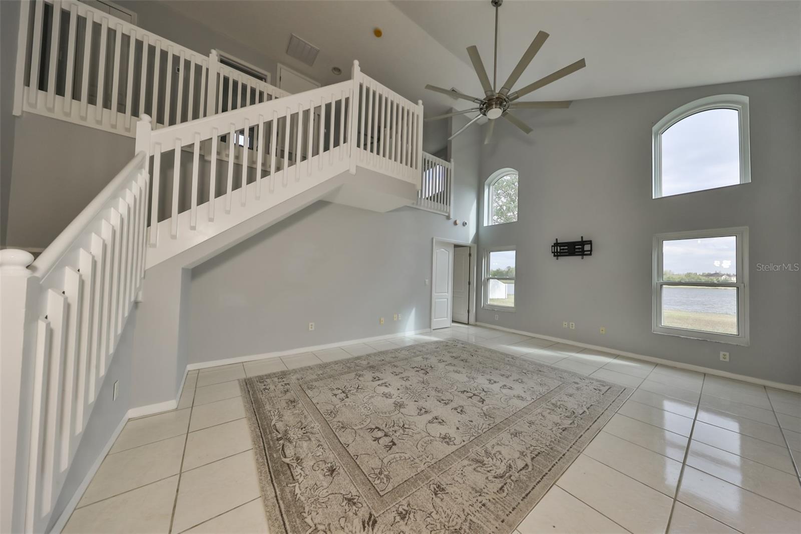 8111 TAR HOLLOW DR