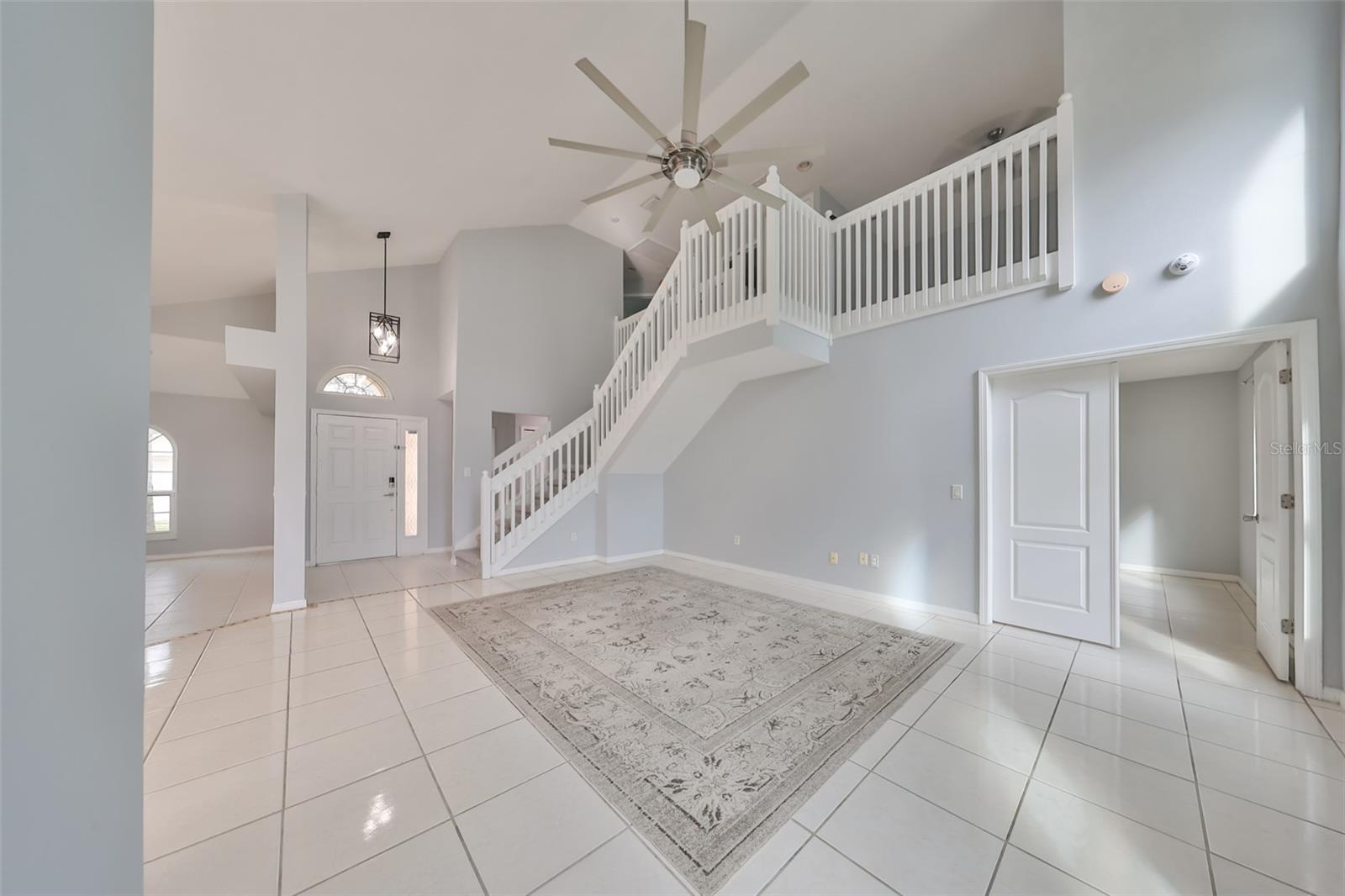 8111 TAR HOLLOW DR