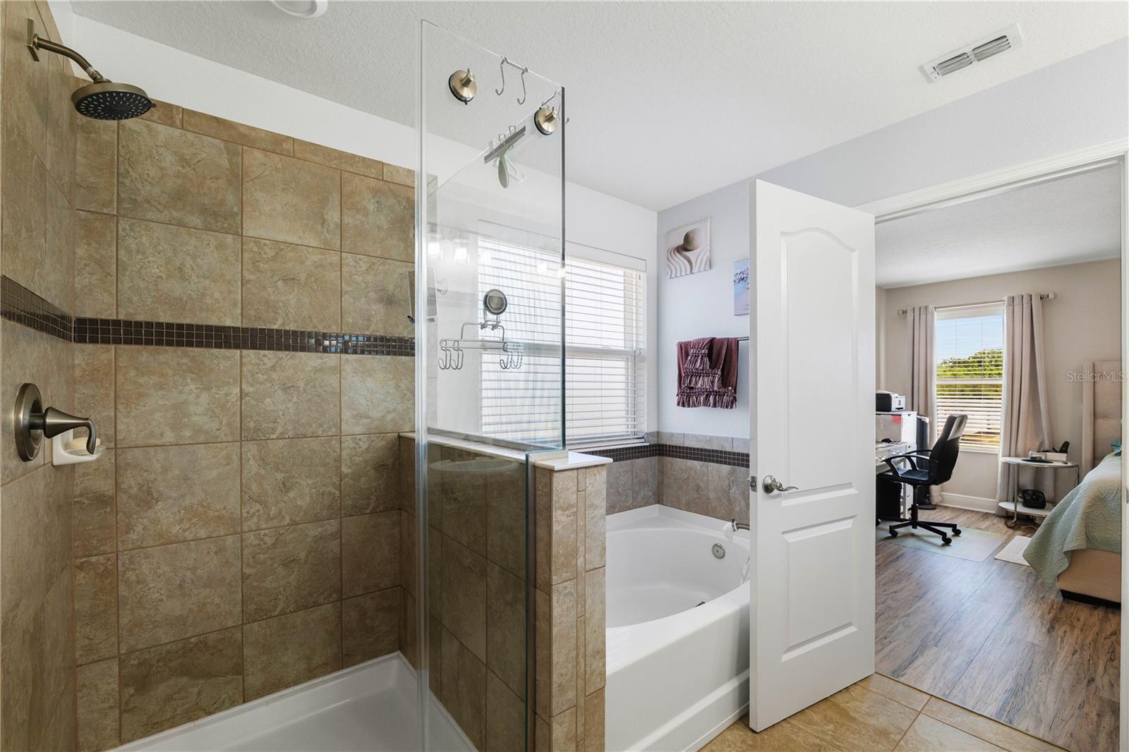 10645 LAGUNA PLAINS DR